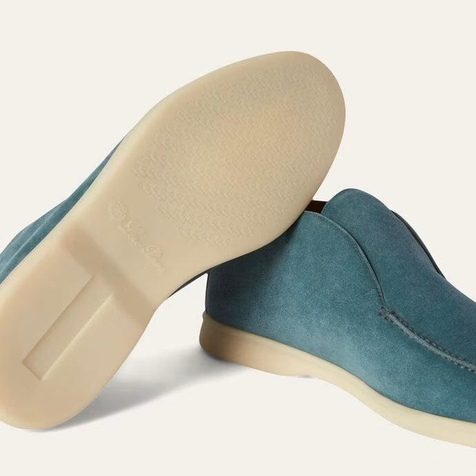 Open Walk Chukka Boots
