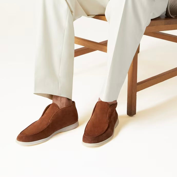 Open Walk Chukka Boots