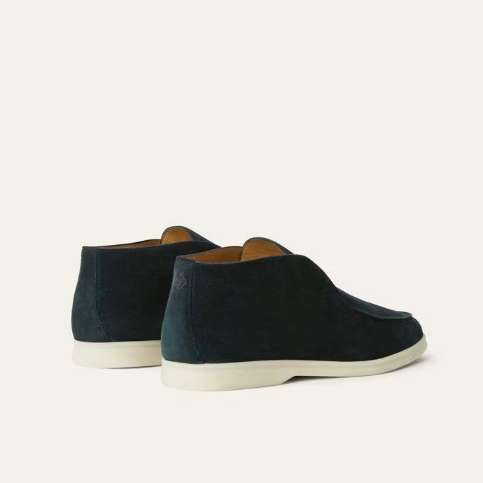 Open Walk Chukka Boots