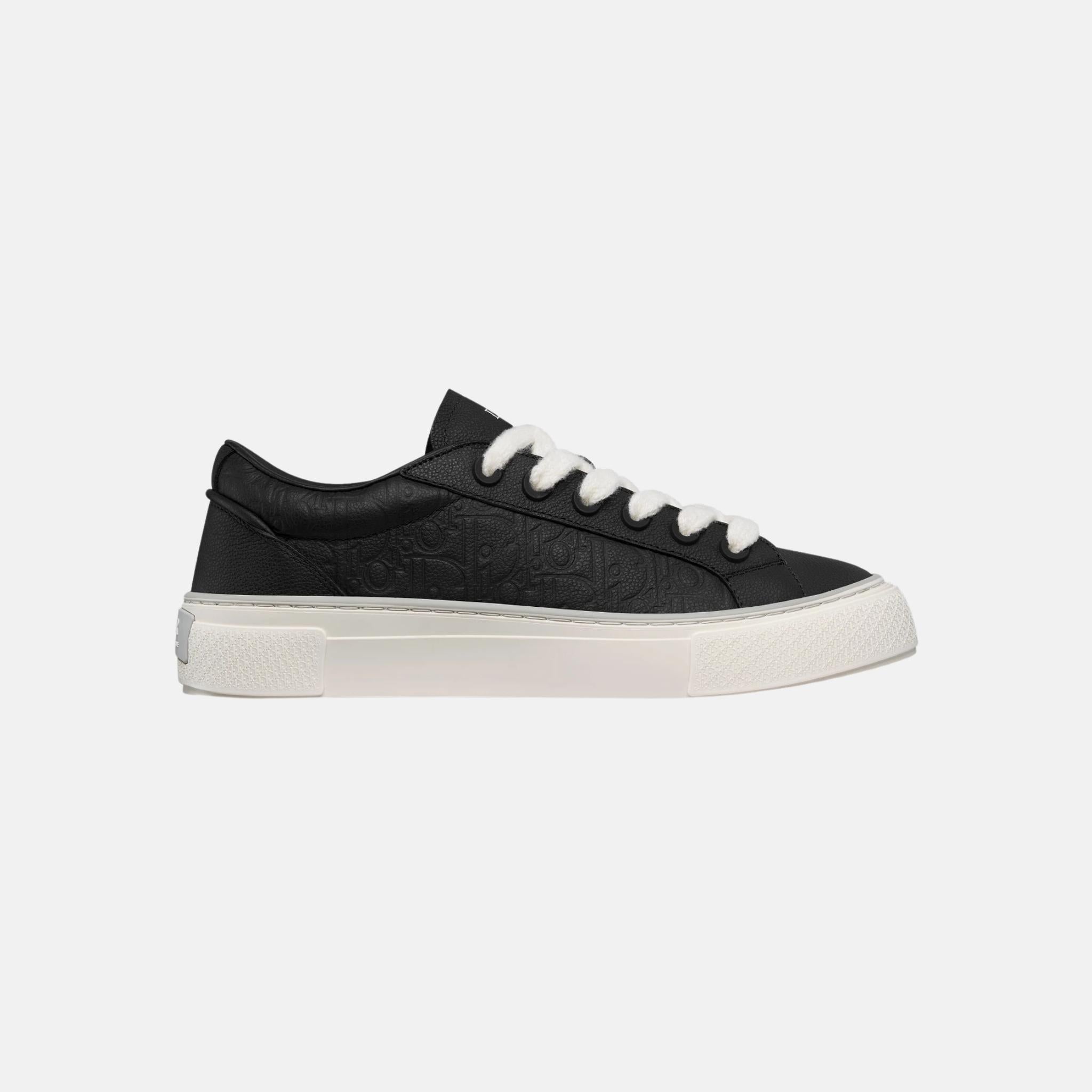 B33 Spin Sneaker In Grained Calfskin And Dior Gravity Leather
