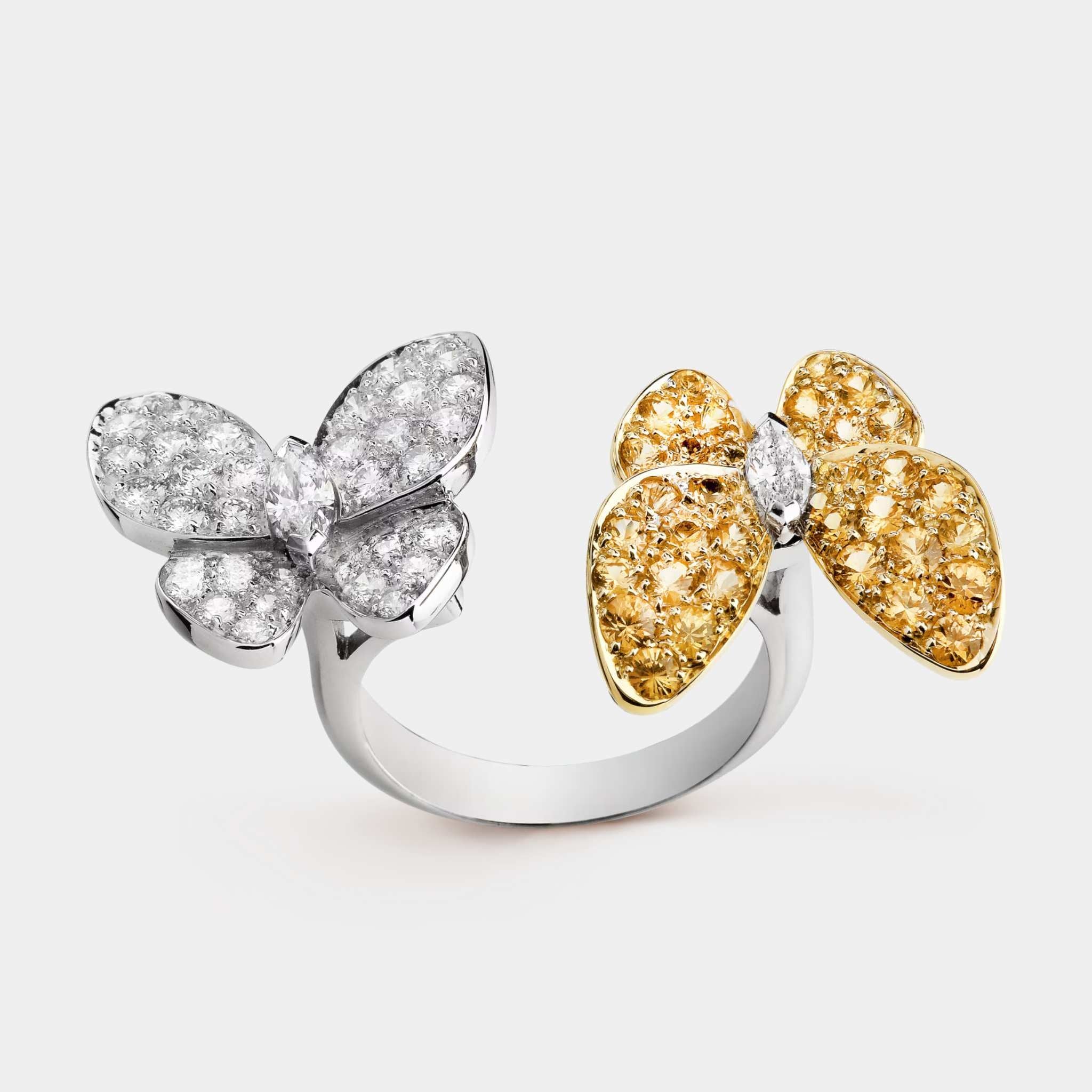 Two Butterfly Between the Finger Ring White Gold Diamond Sapphire