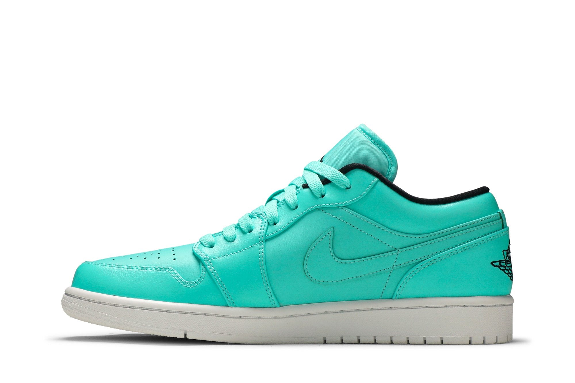 Air Jordan 1 Retro Low &