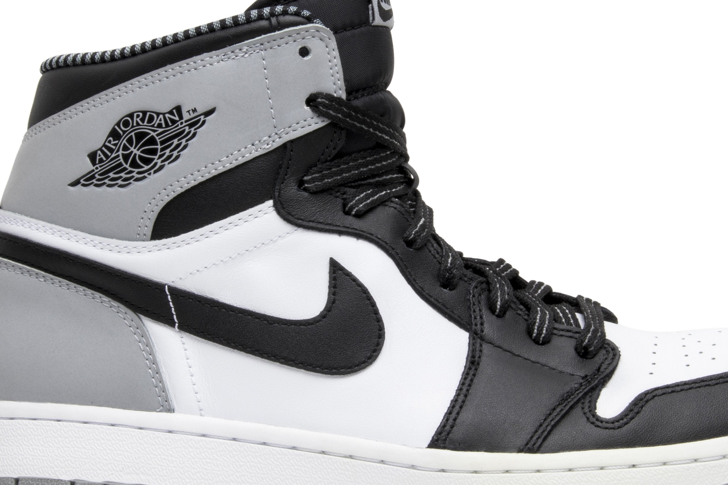 Air Jordan 1 Retro High OG &