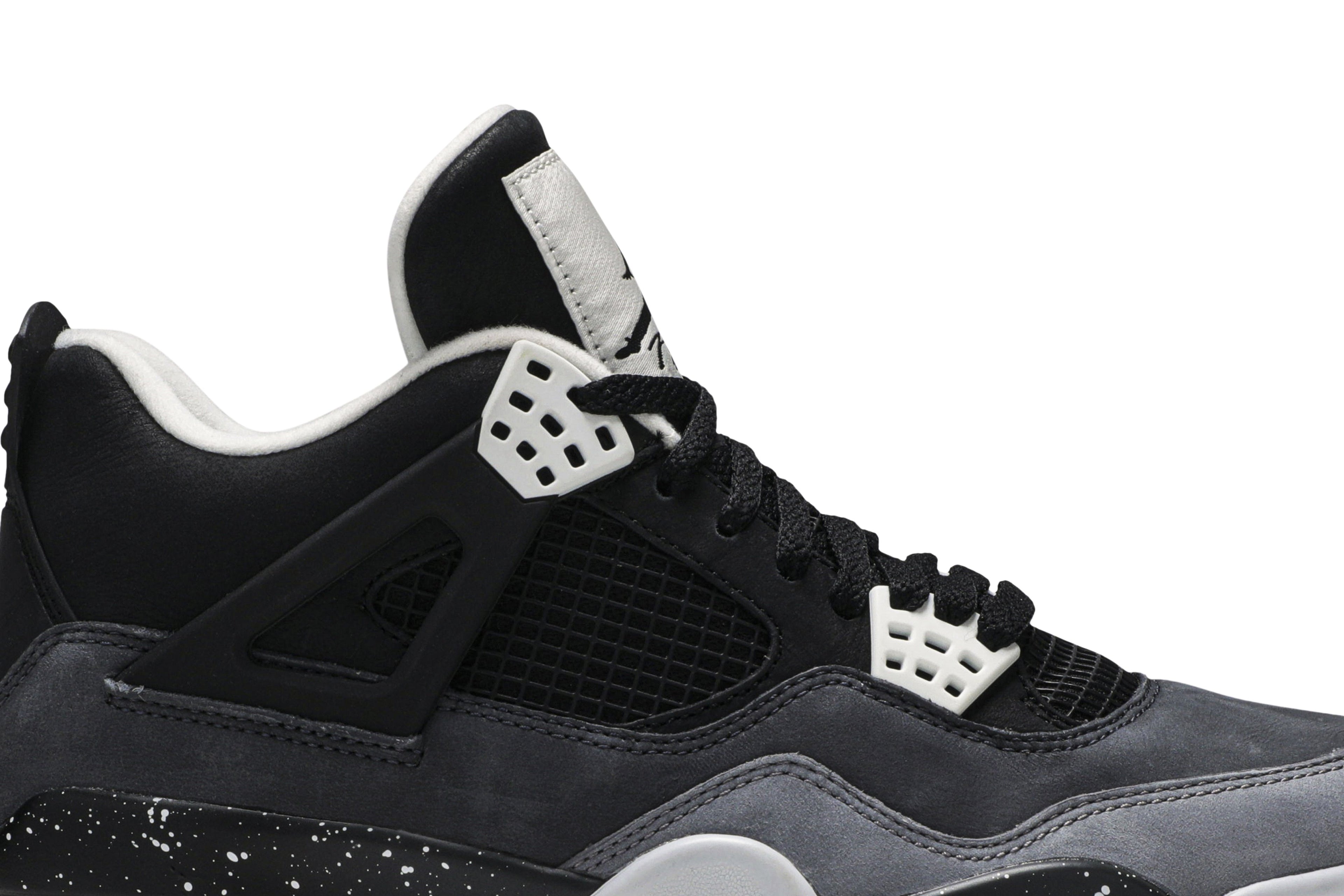 Air Jordan 4 Retro &