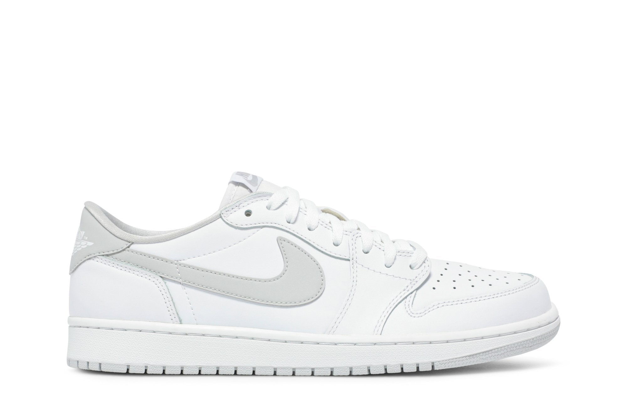 Air Jordan 1 Retro Low OG &