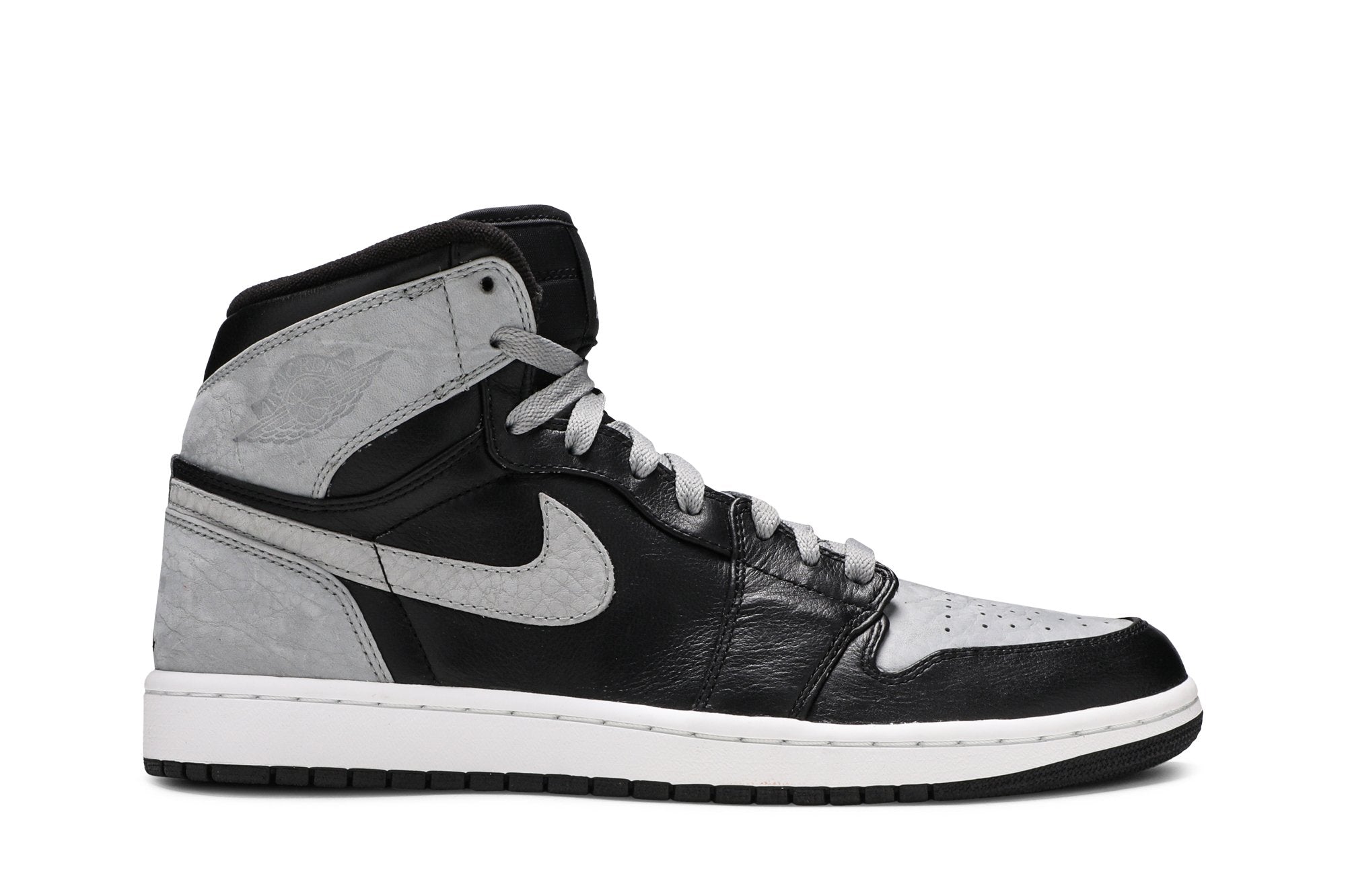 Air Jordan 1 Retro High &