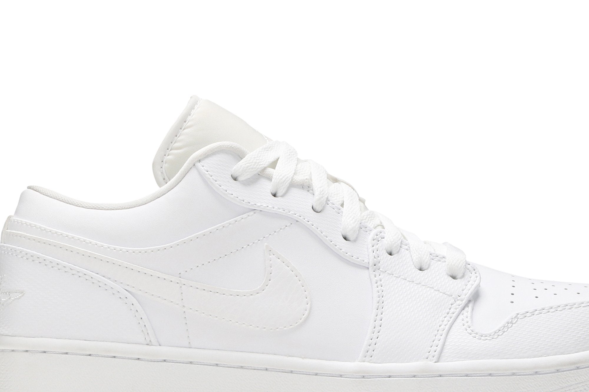 Air Jordan 1 Retro Low &