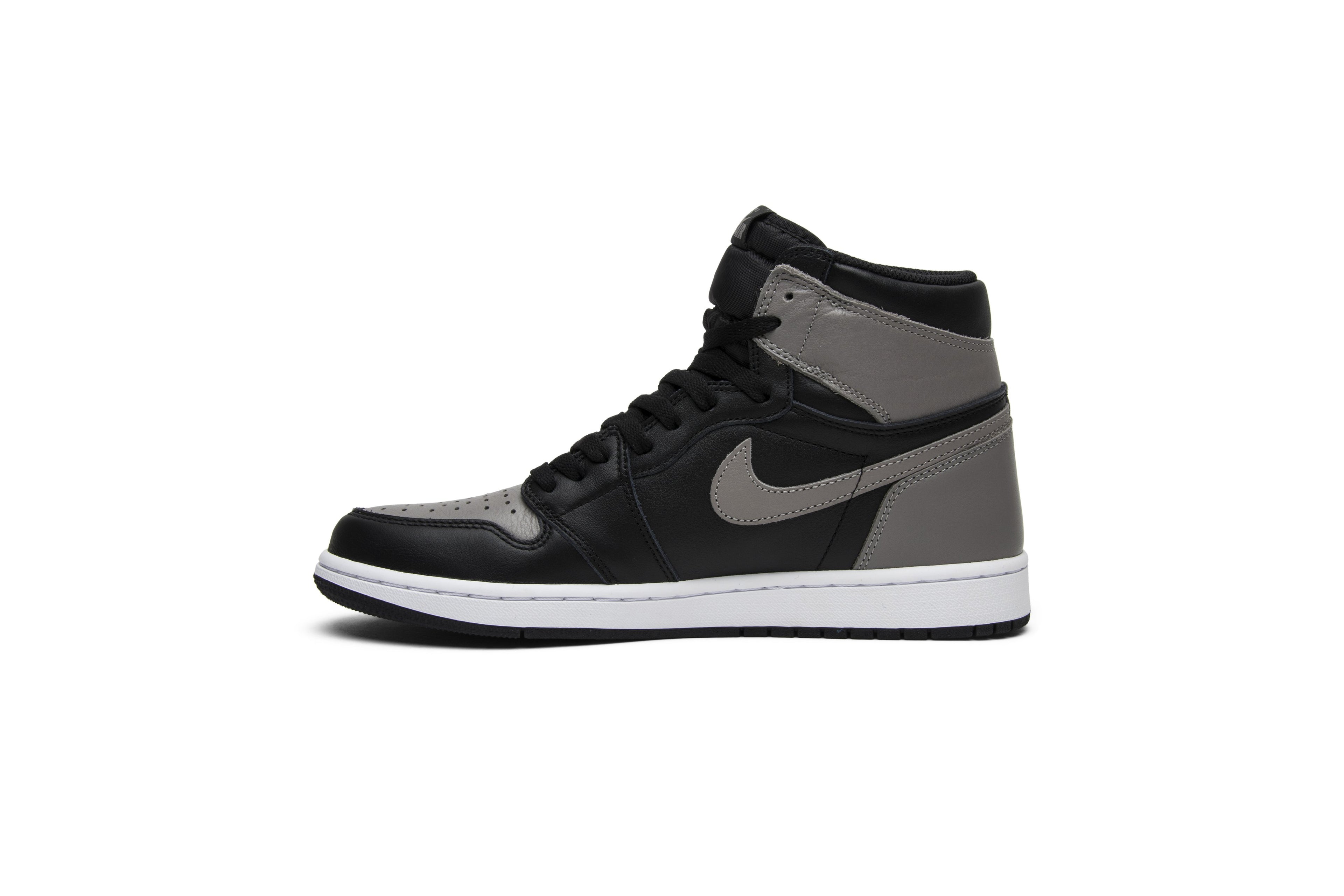 Air Jordan 1 Retro High OG &