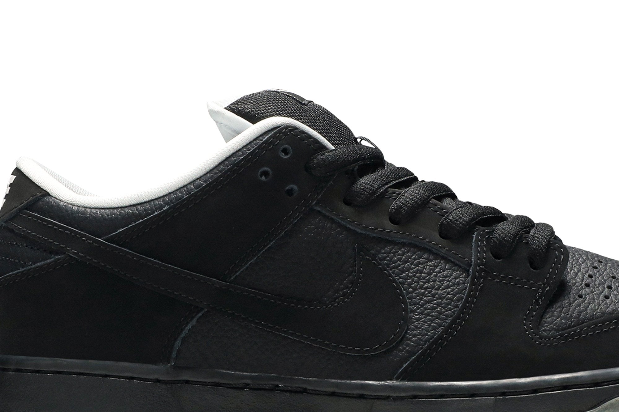 Atlas x SB Dunk Low &