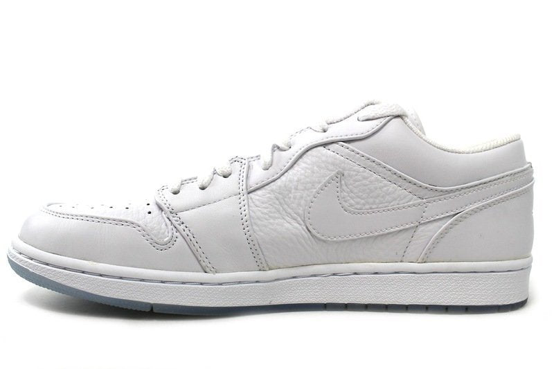 Air Jordan 1 Low Retro &