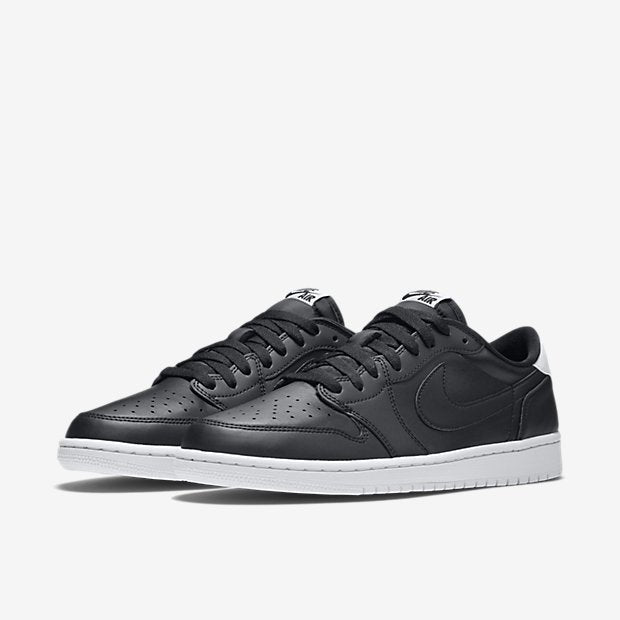 Air Jordan 1 Retro Low OG &