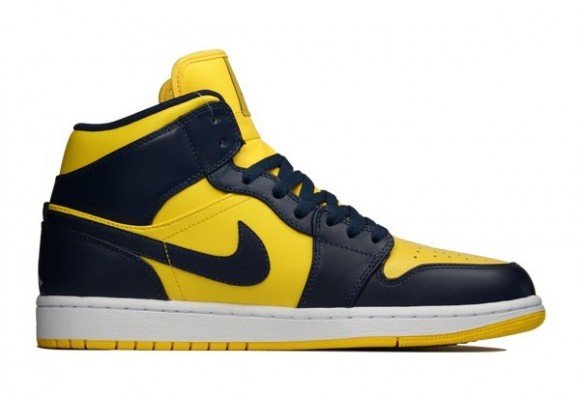 Air Jordan 1 Mid &
