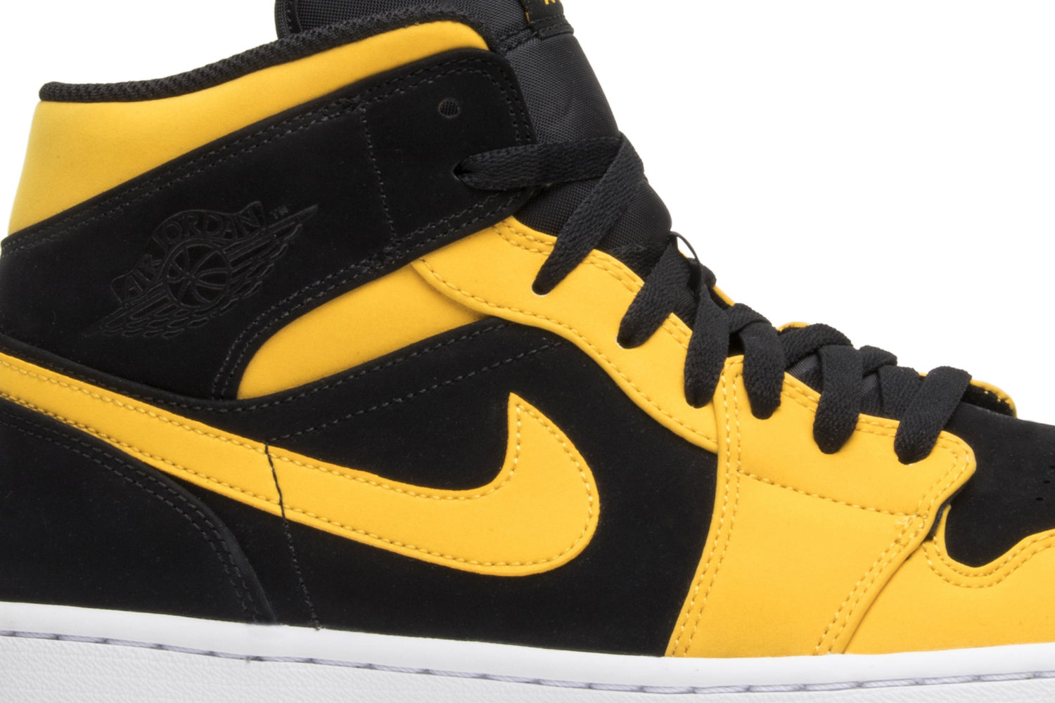 Air Jordan 1 Retro Mid &