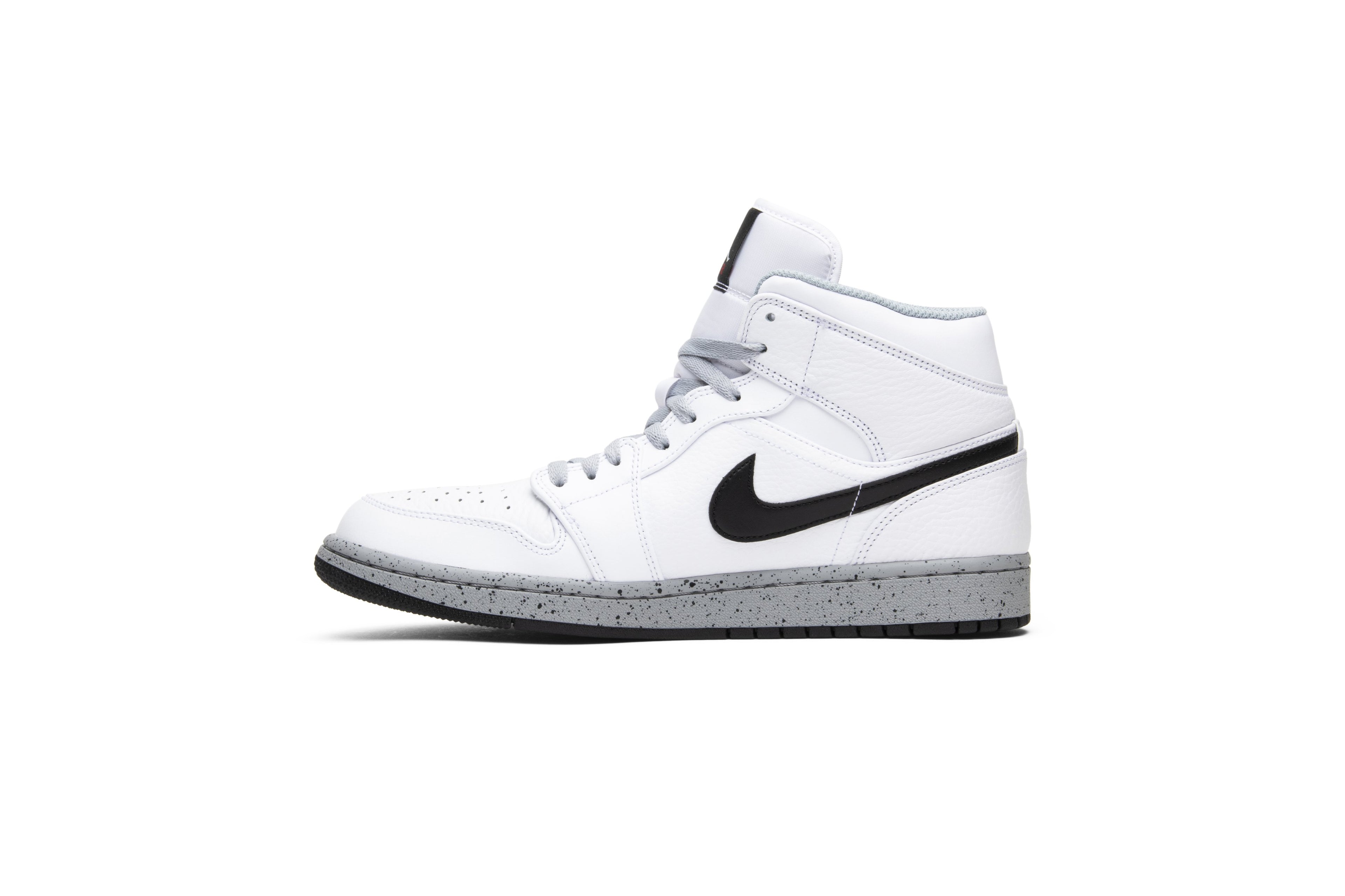 Air Jordan 1 Mid &