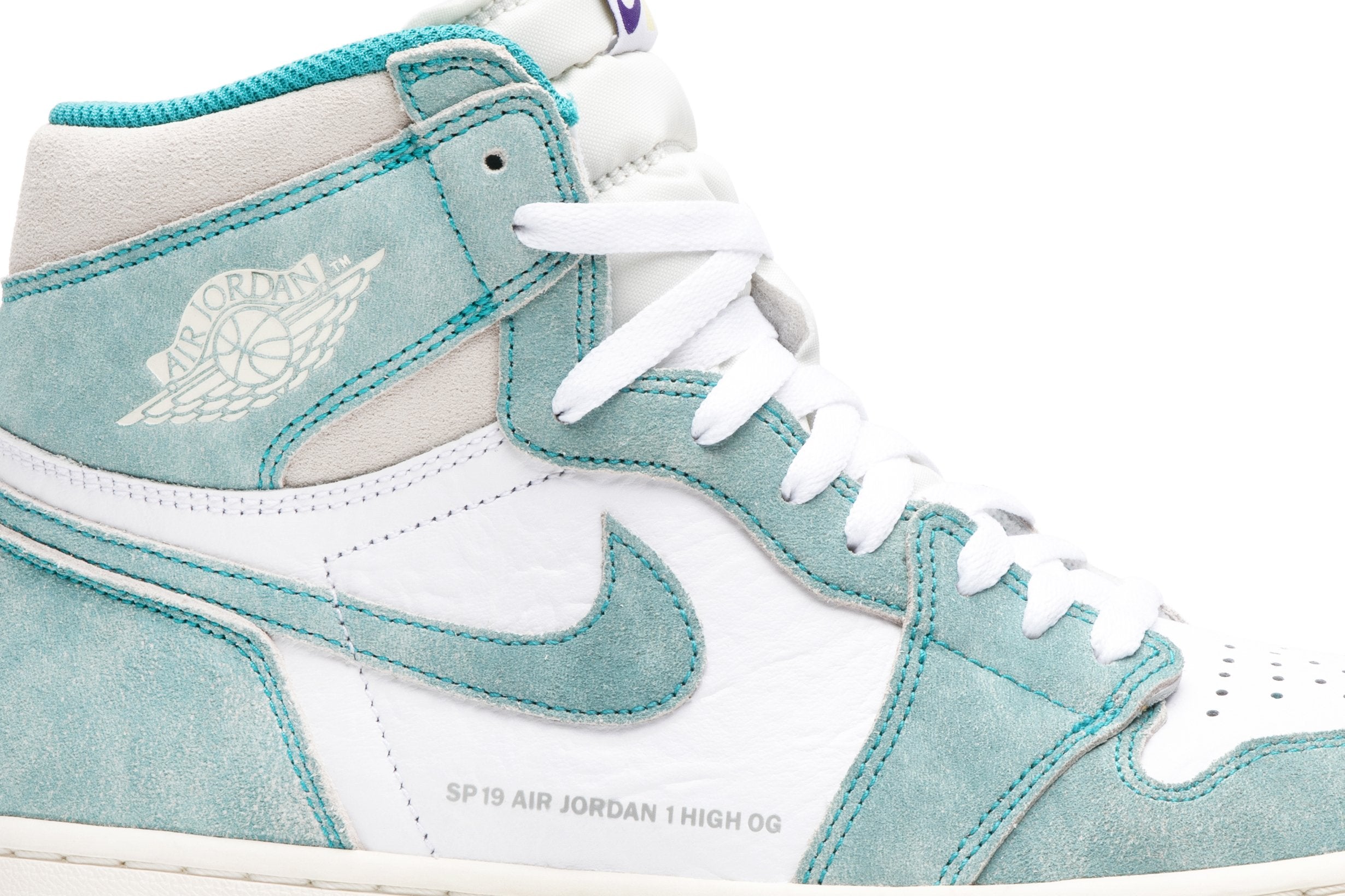 Air Jordan 1 Retro High OG &