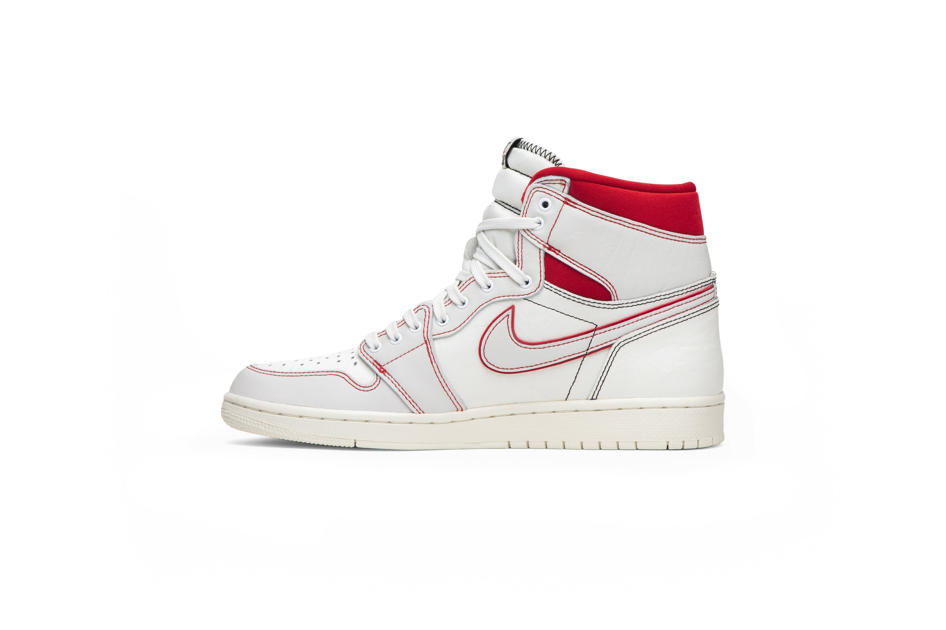 Air Jordan 1 Retro High OG &