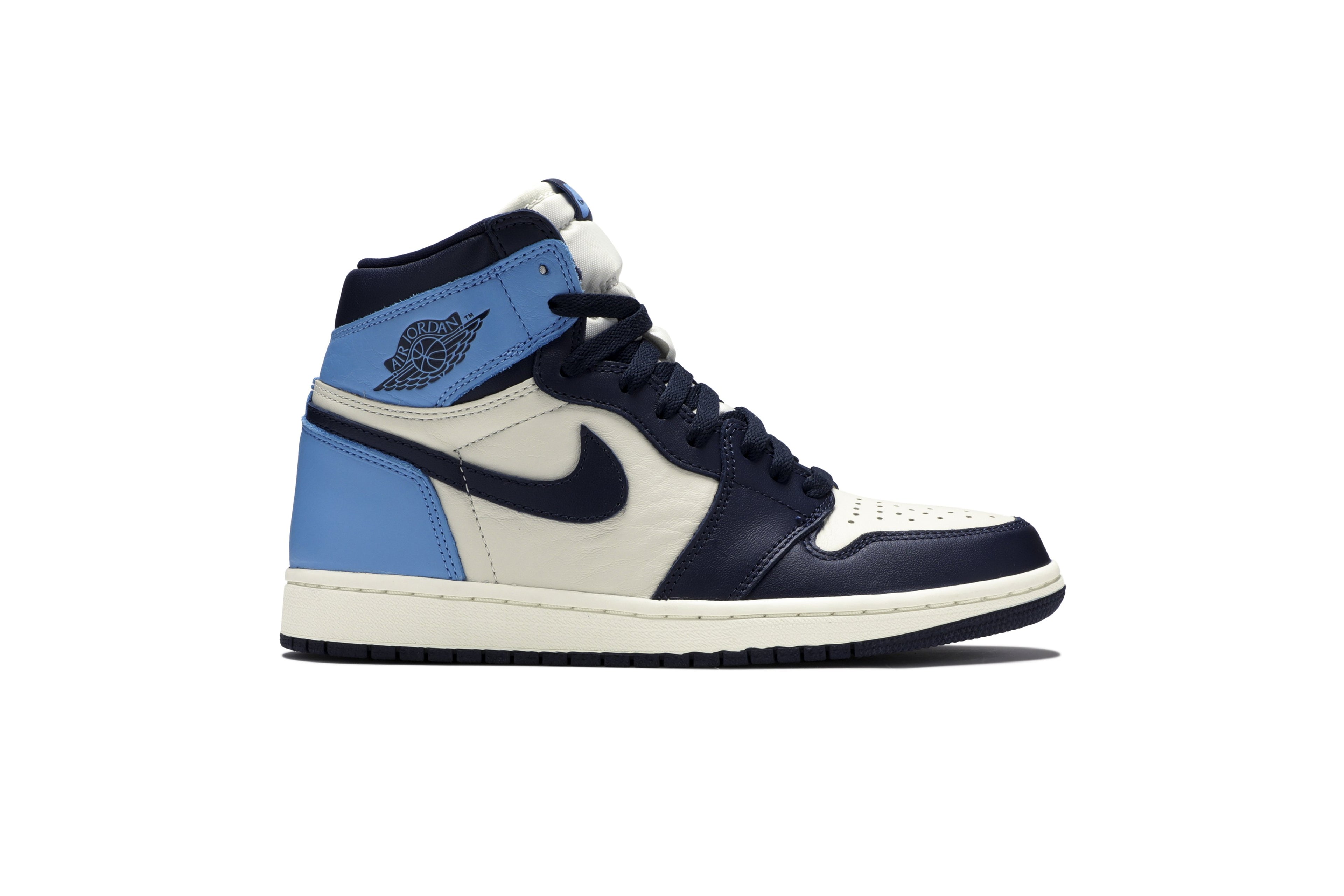 Air Jordan 1 Retro High OG &