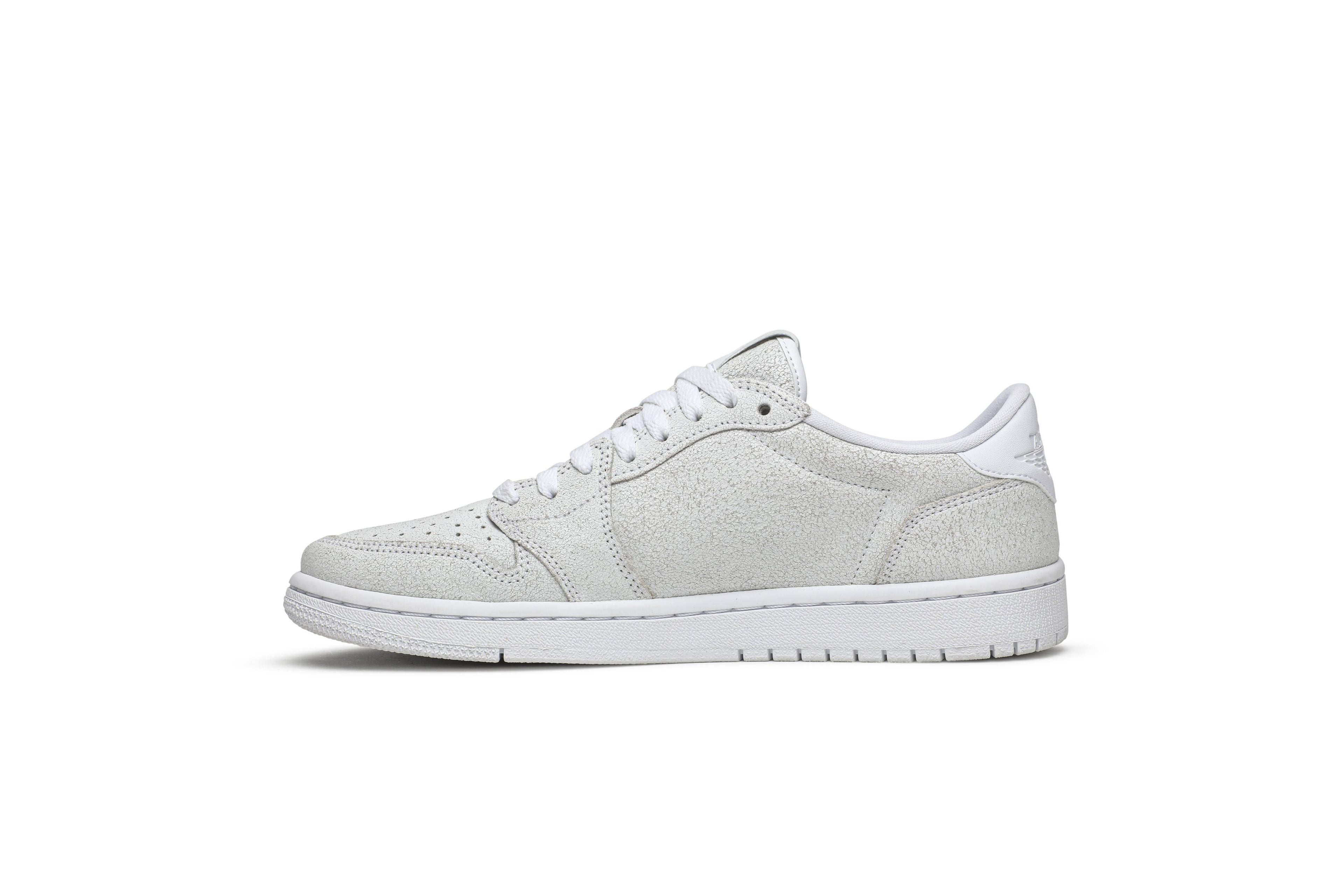 Wmns Air Jordan 1 Low NS &