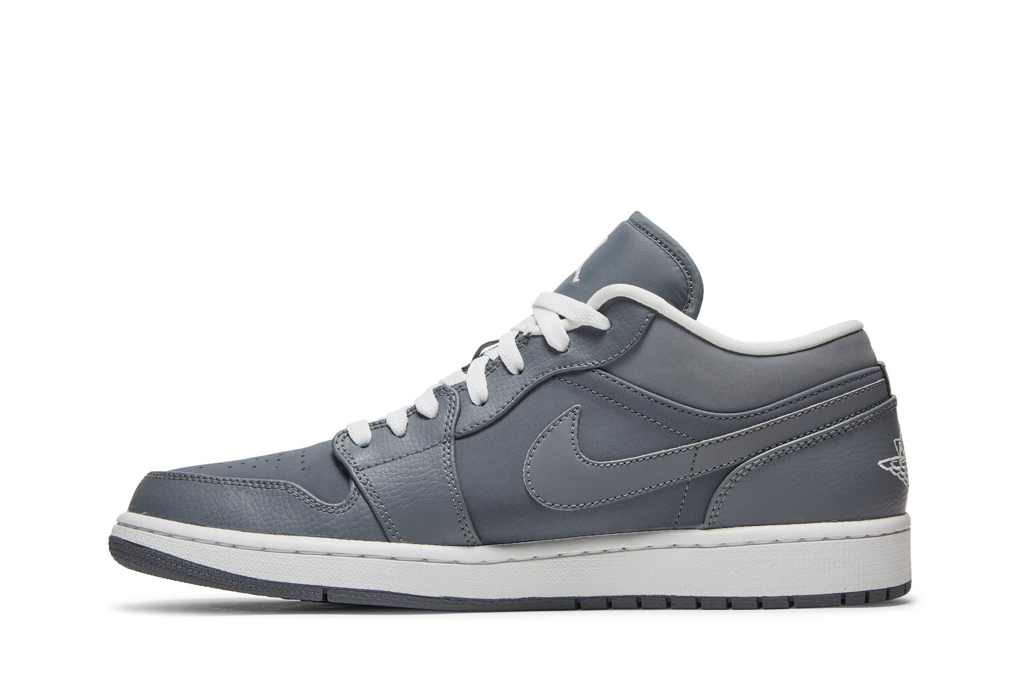 Air Jordan 1 Retro Low &