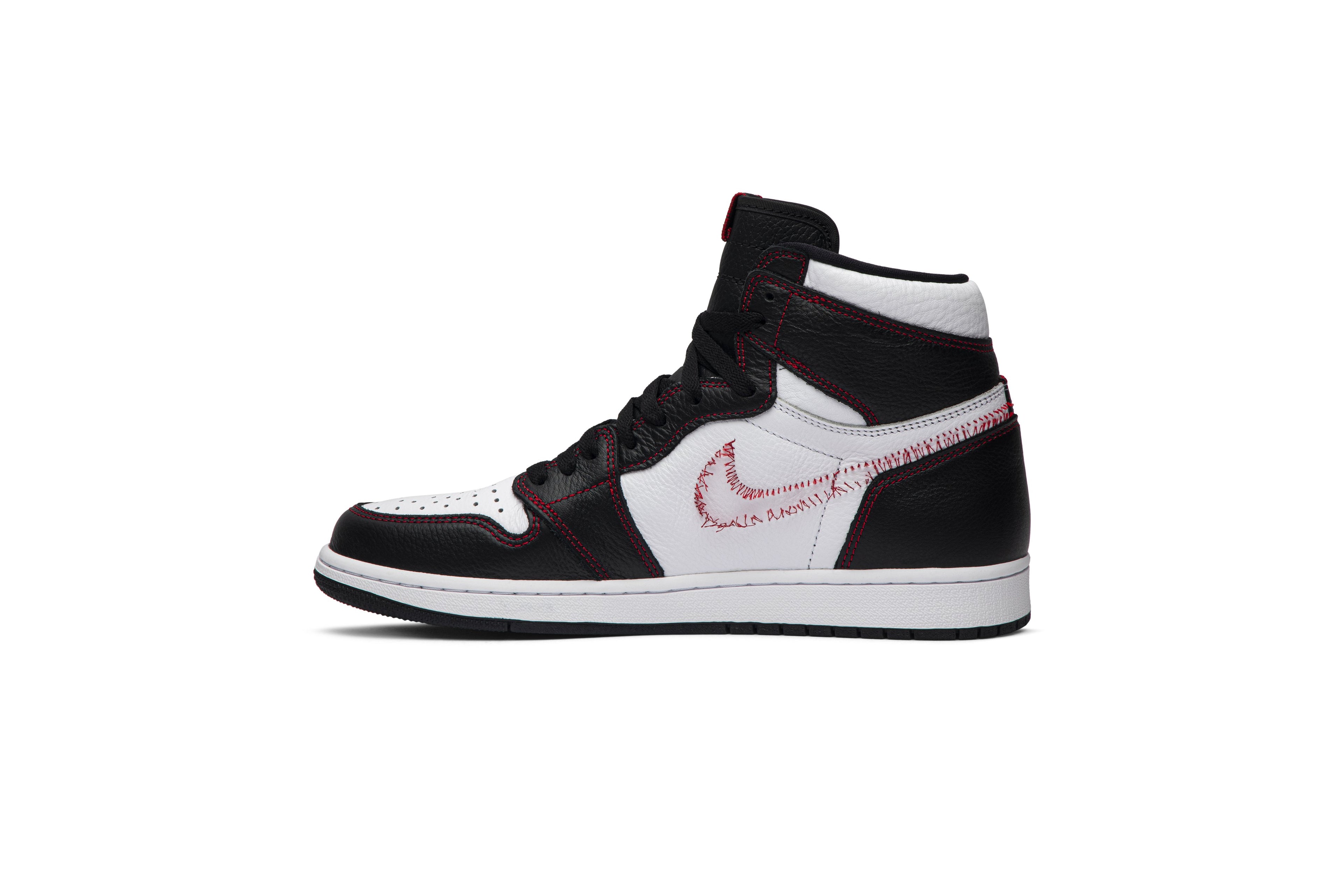 Air Jordan 1 Retro High OG &