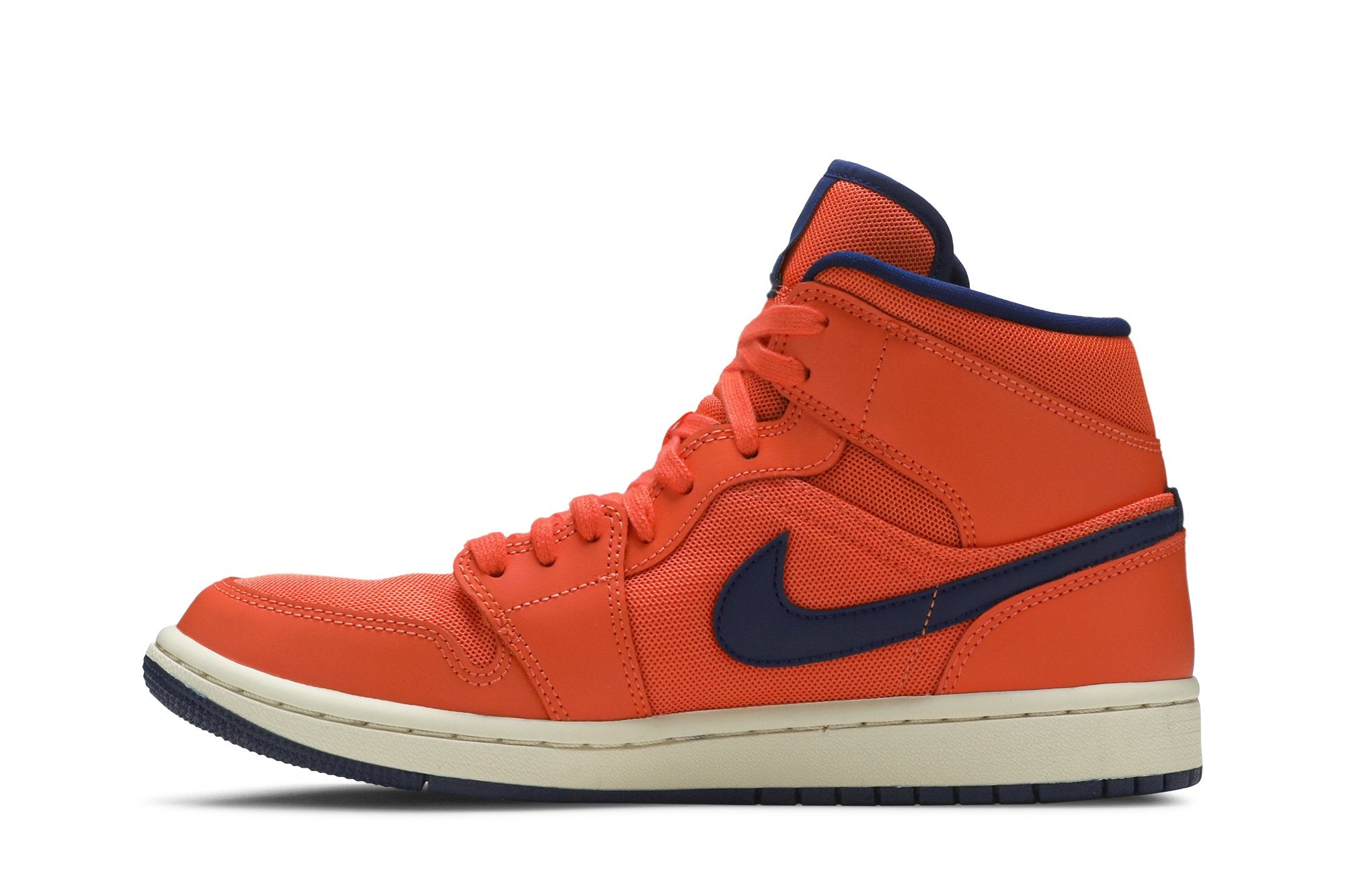 Wmns Air Jordan 1 Mid &