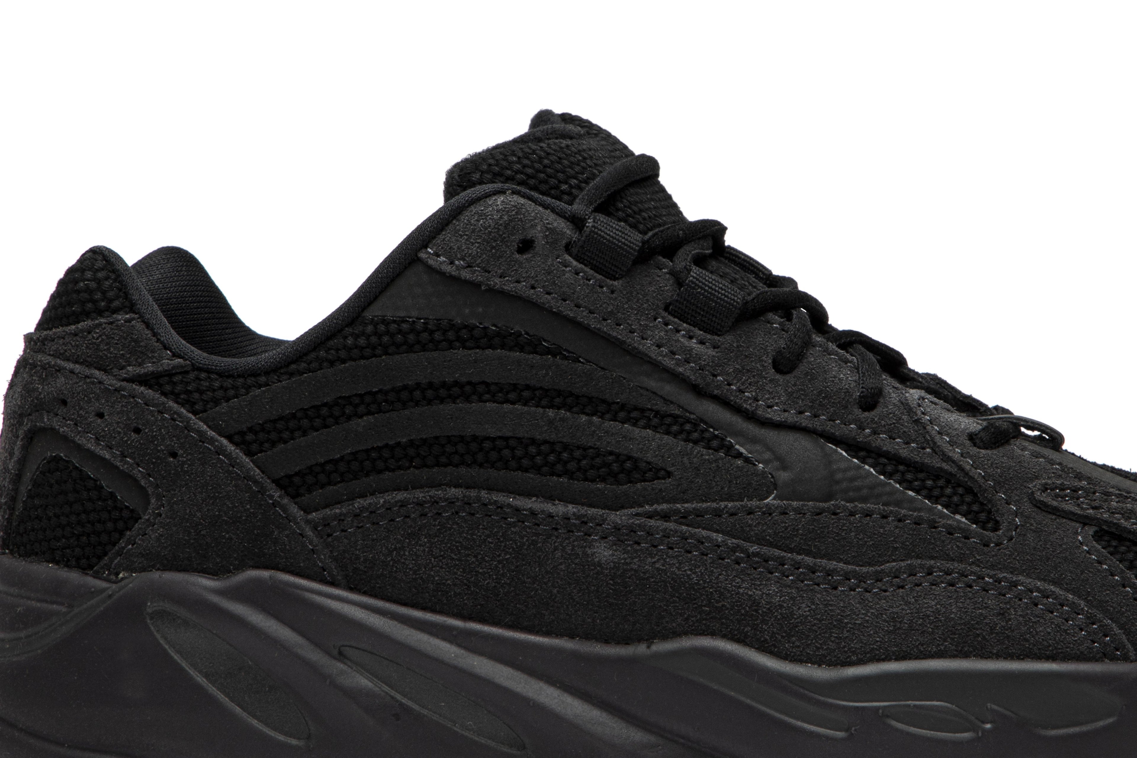 Yeezy Boost 700 V2 Kids &