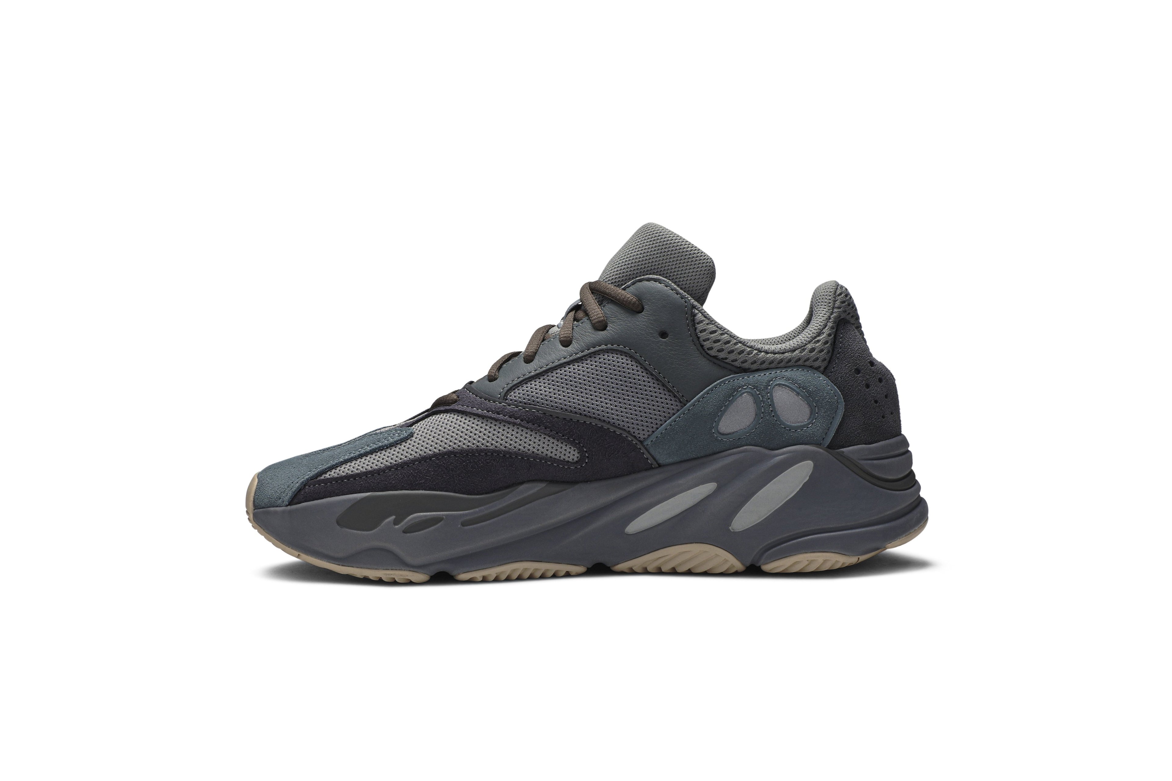 Yeezy Boost 700 &