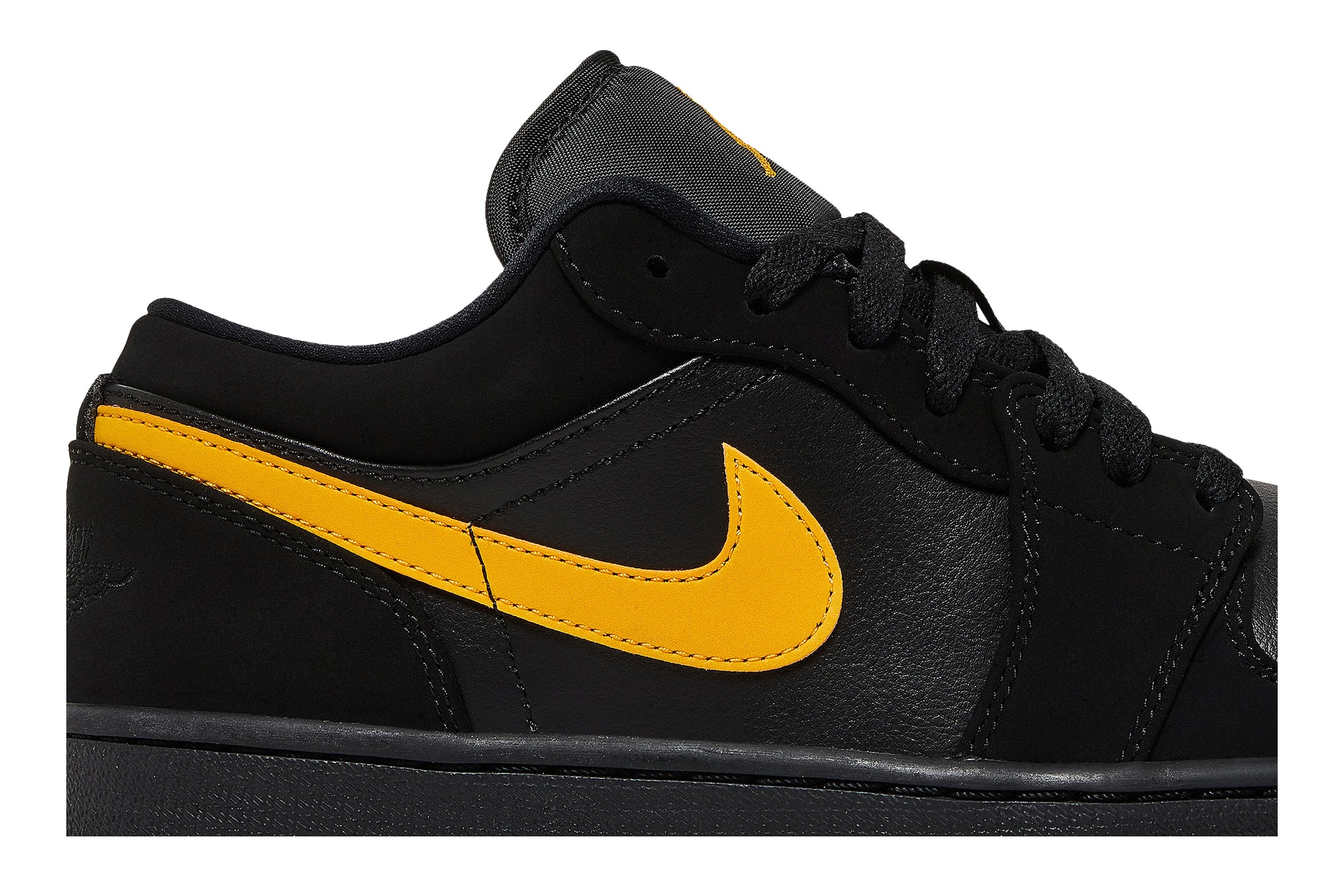 Air Jordan 1 Low &