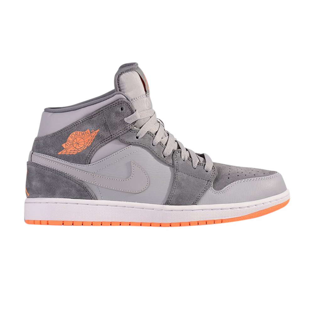 Air Jordan 1 Mid &