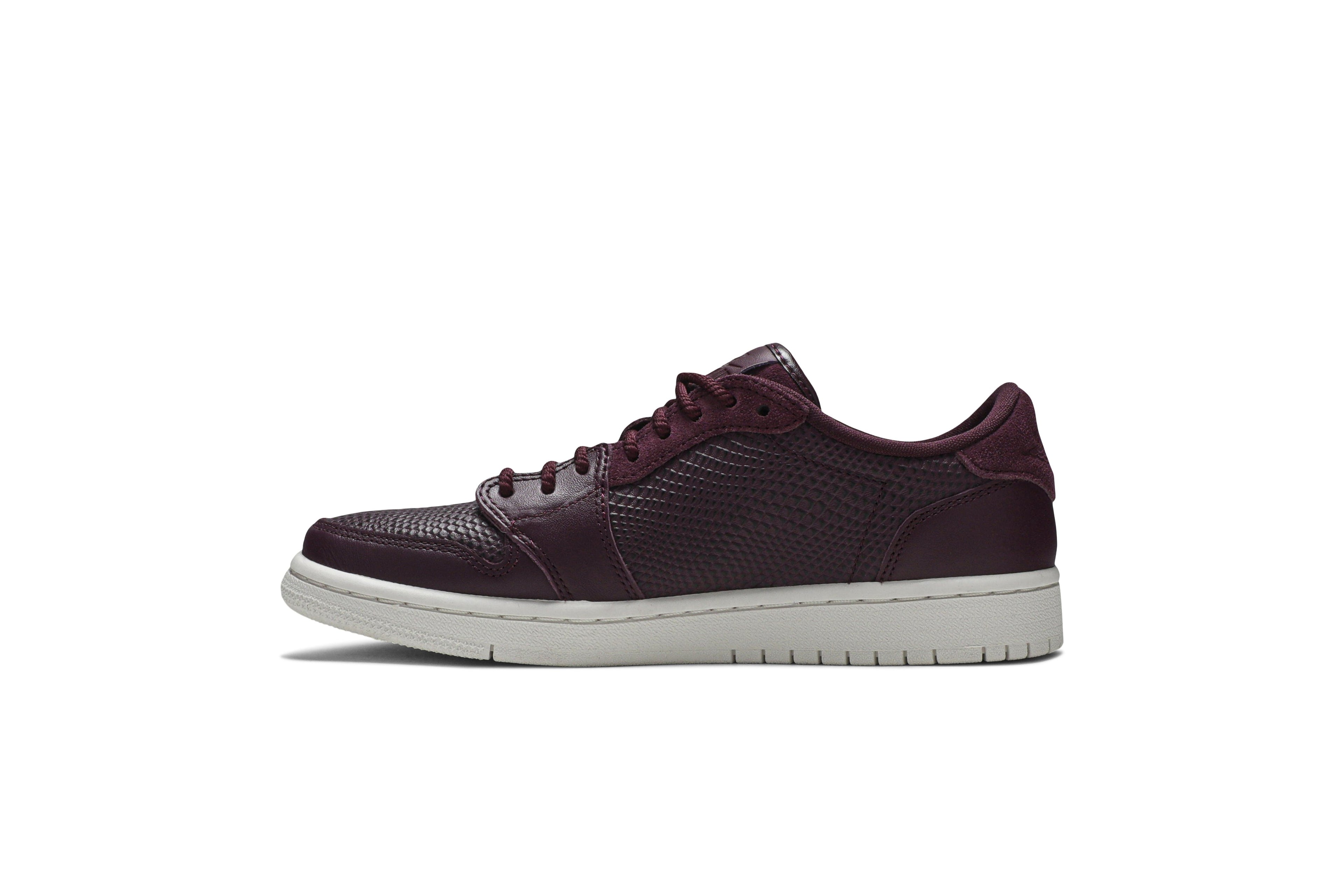 Wmns Air Jordan 1 Retro Low NS &