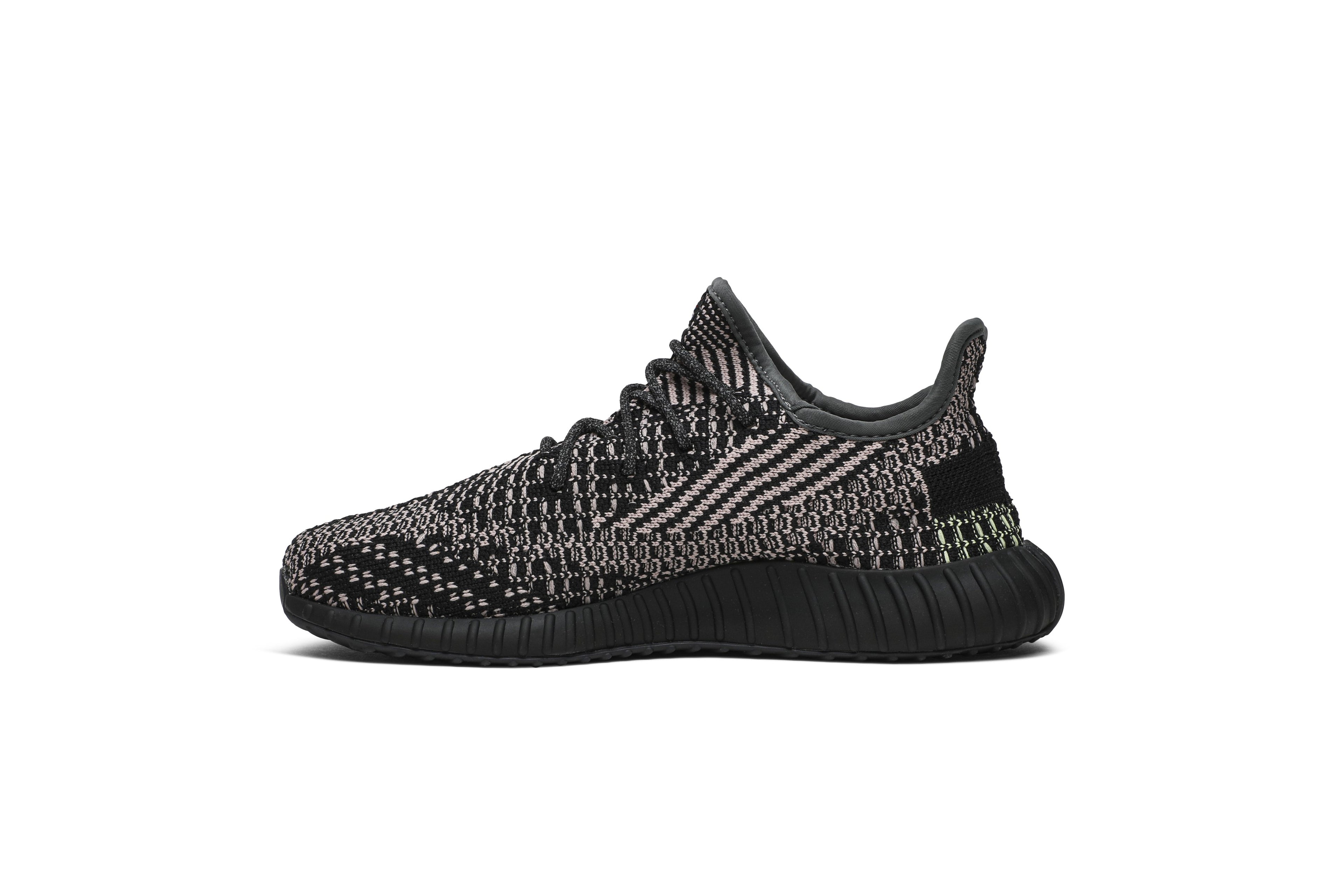 Yeezy Boost 350 V2 Kids &