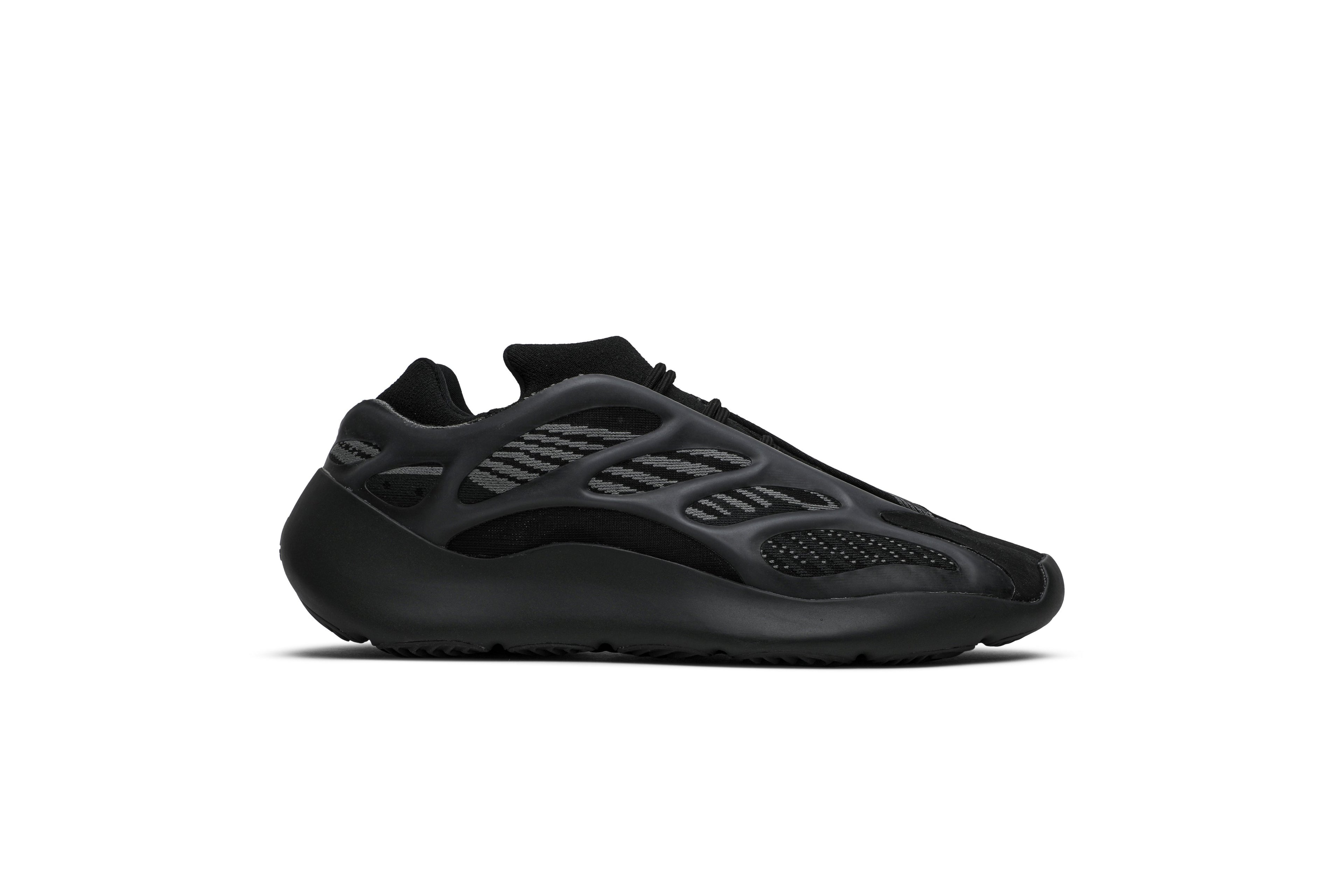 Yeezy 700 V3 &