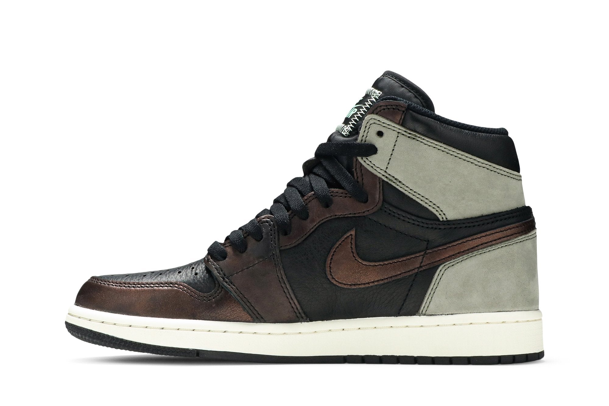 Air Jordan 1 Retro High OG &