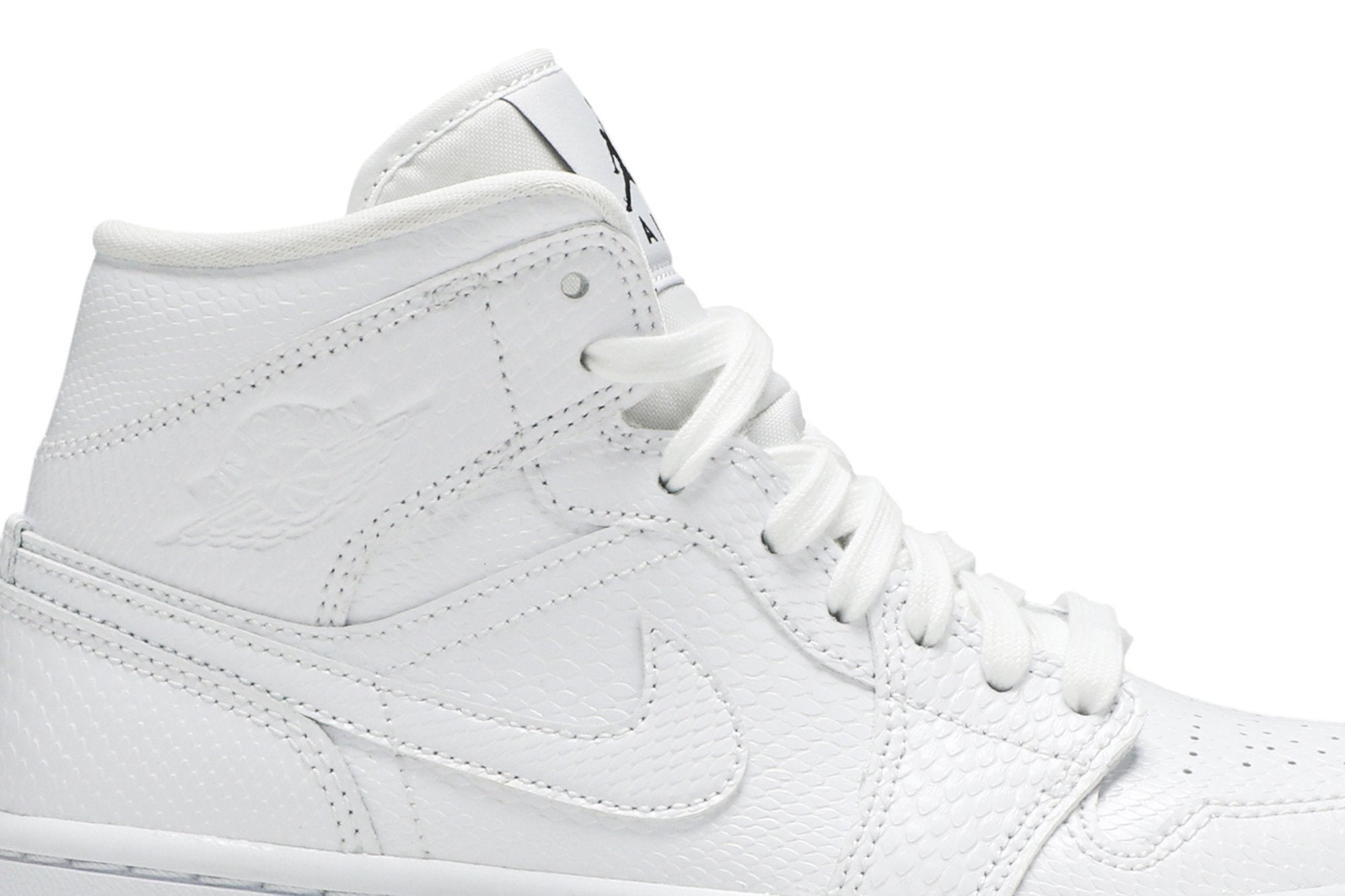 Wmns Air Jordan 1 Mid &