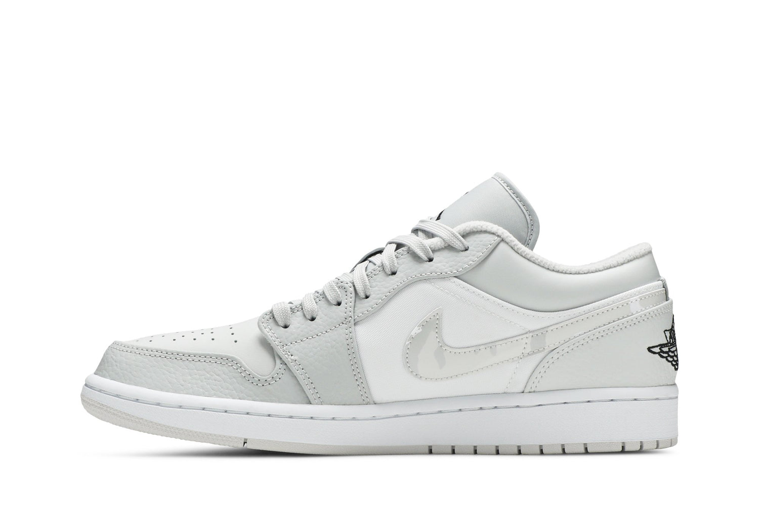 Air Jordan 1 Low &