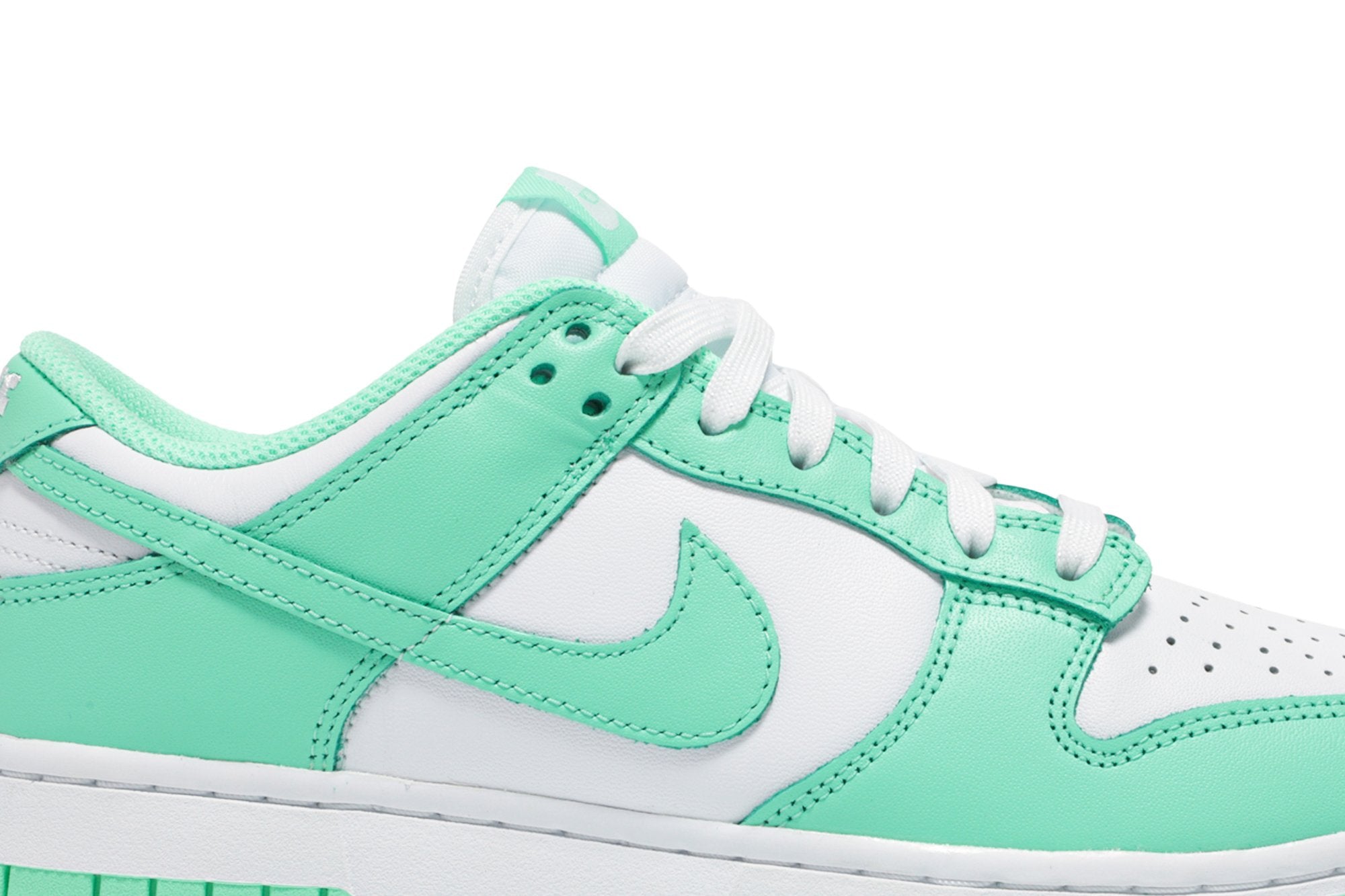 Wmns Dunk Low &