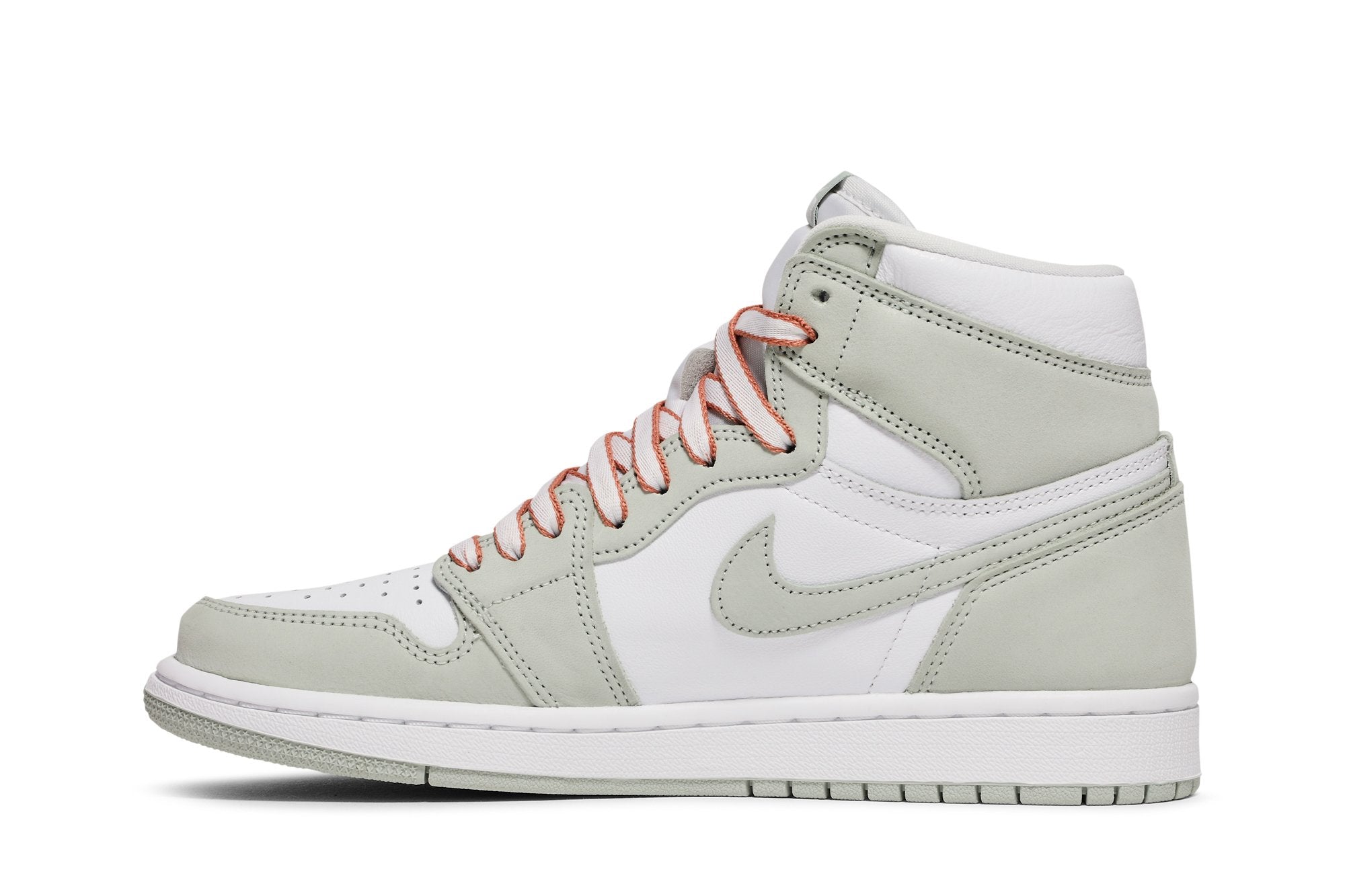 Wmns Air Jordan 1 Retro High OG &