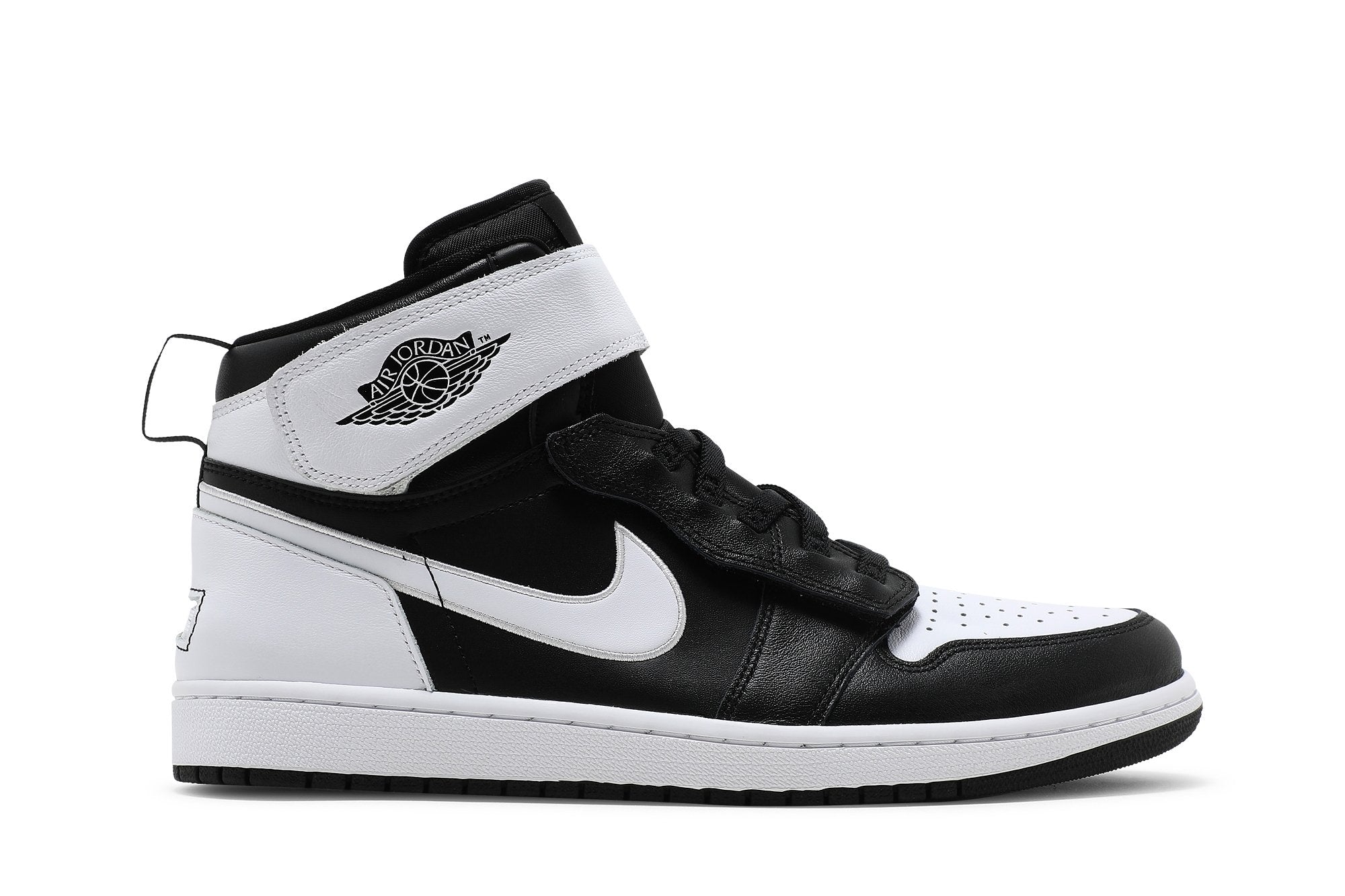 Air Jordan 1 High FlyEase &