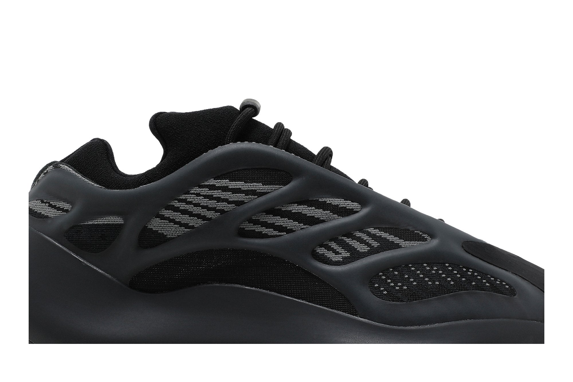 Yeezy 700 V3 &