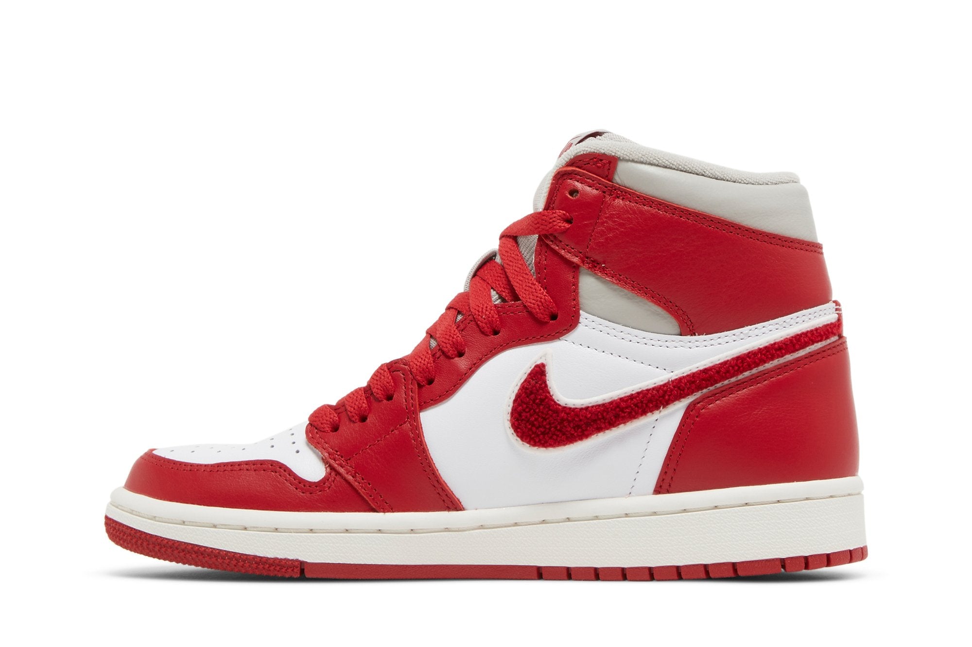 Wmns Air Jordan 1 High OG &