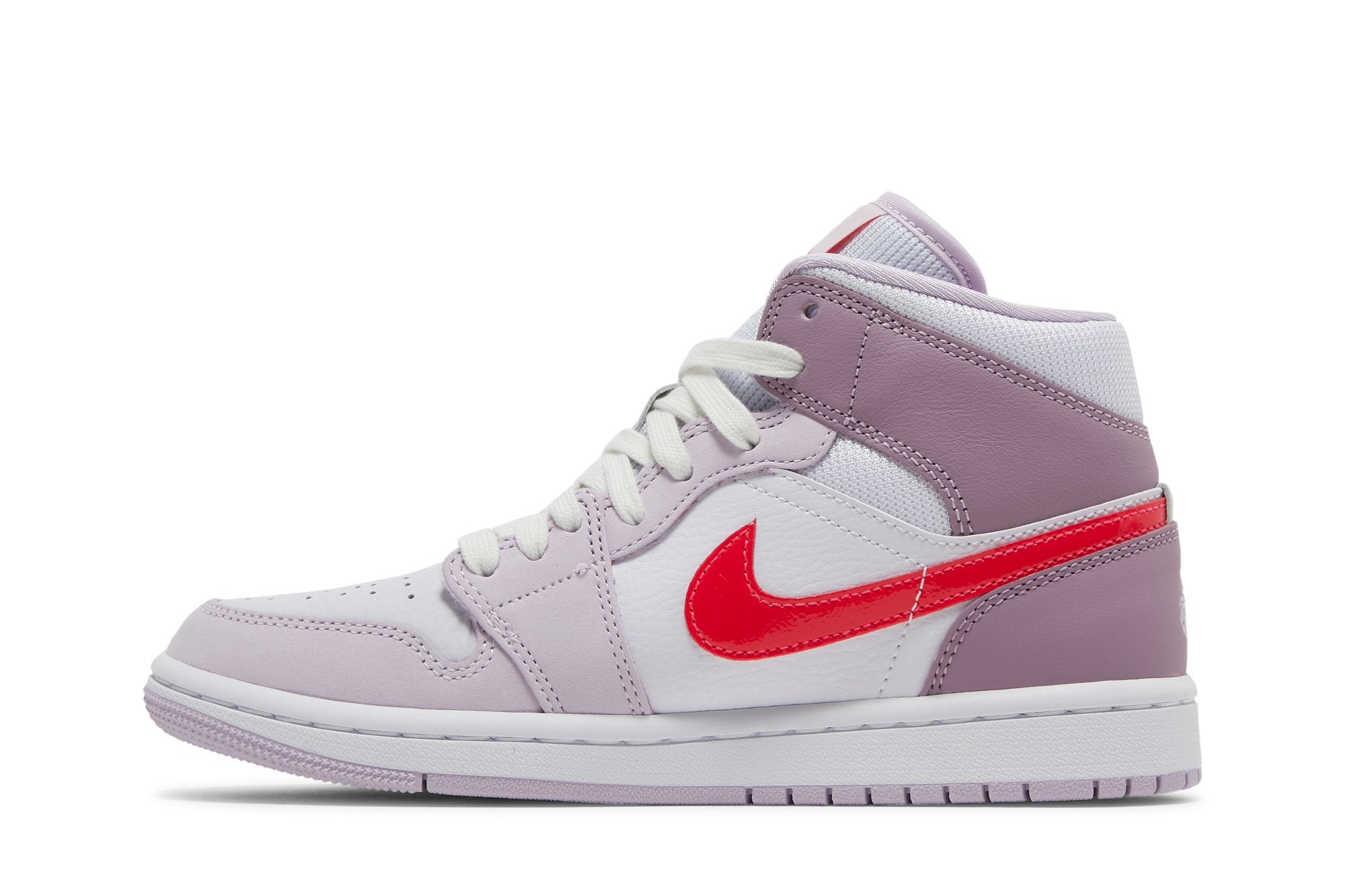 Wmns Air Jordan 1 Mid &