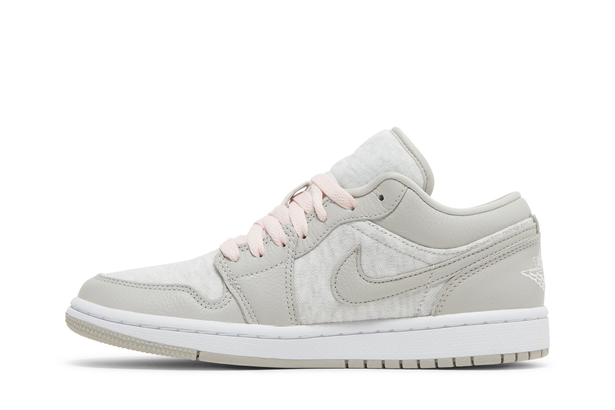 Wmns Air Jordan 1 Low SE &