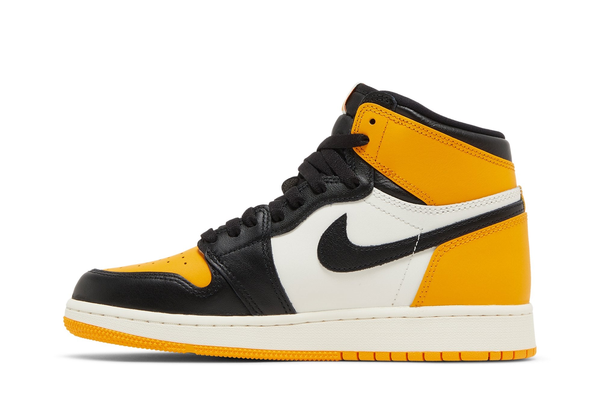 Air Jordan 1 Retro High OG &