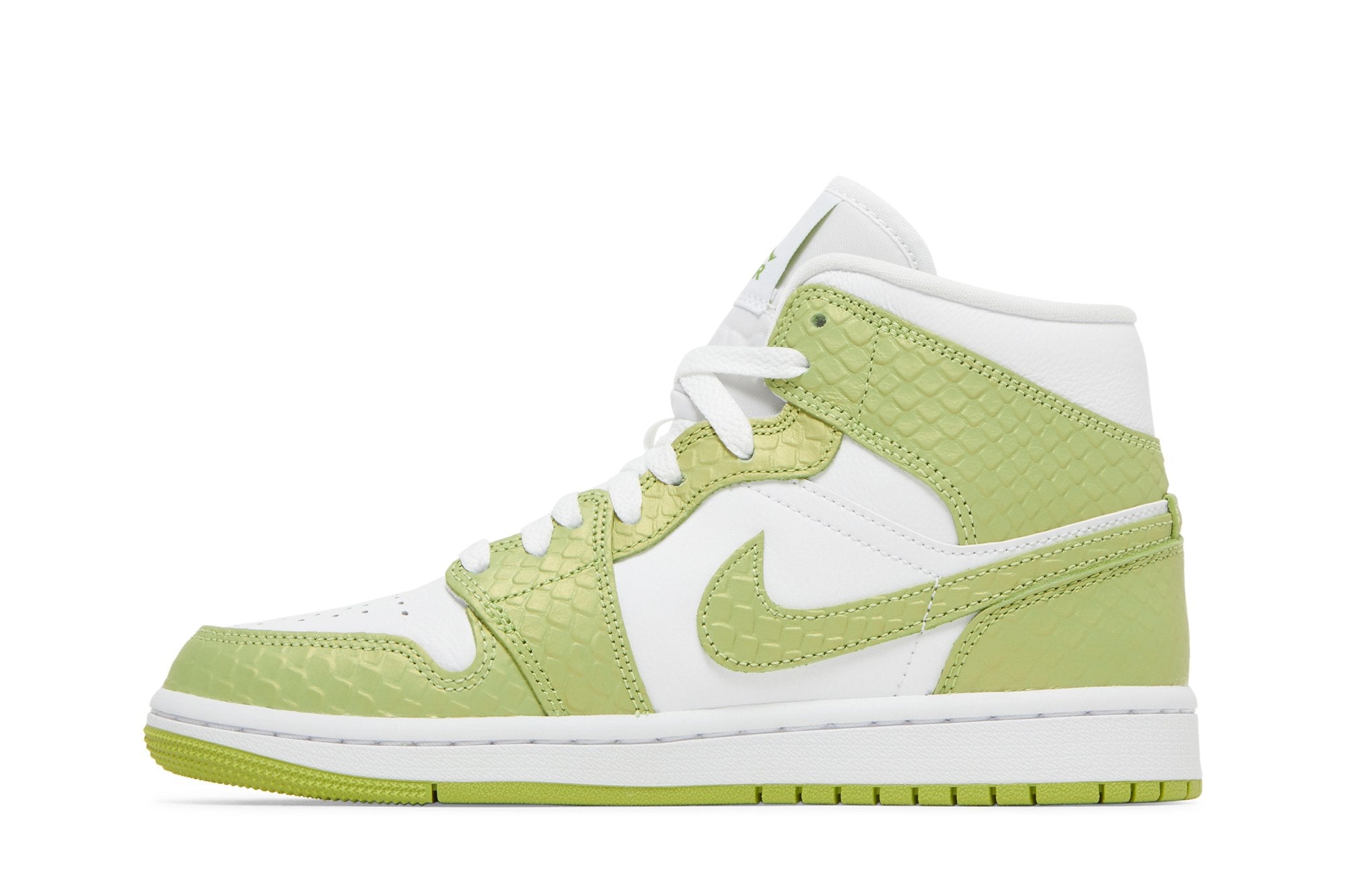 Wmns Air Jordan 1 Mid SE &