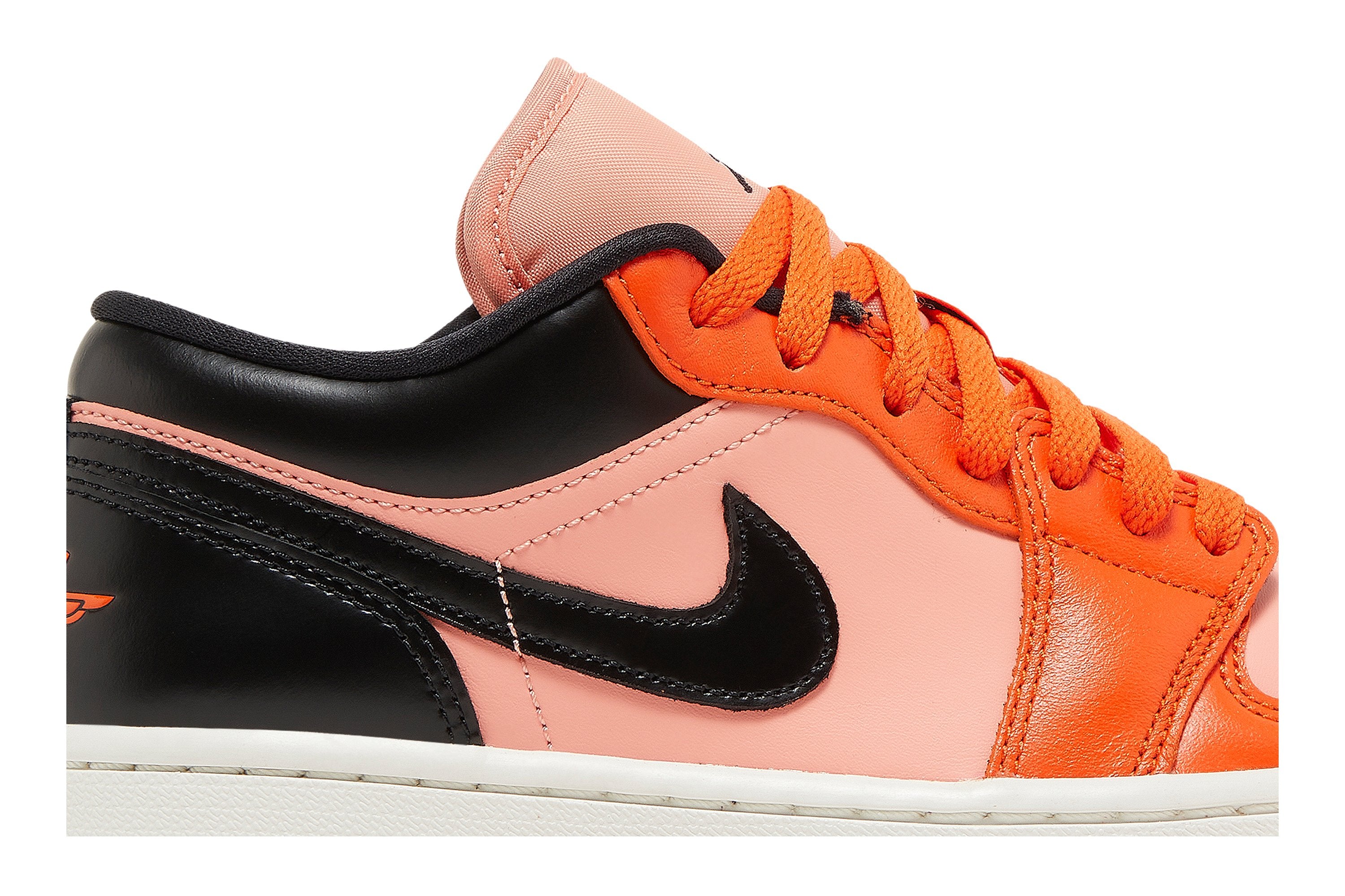Wmns Air Jordan 1 Low SE &