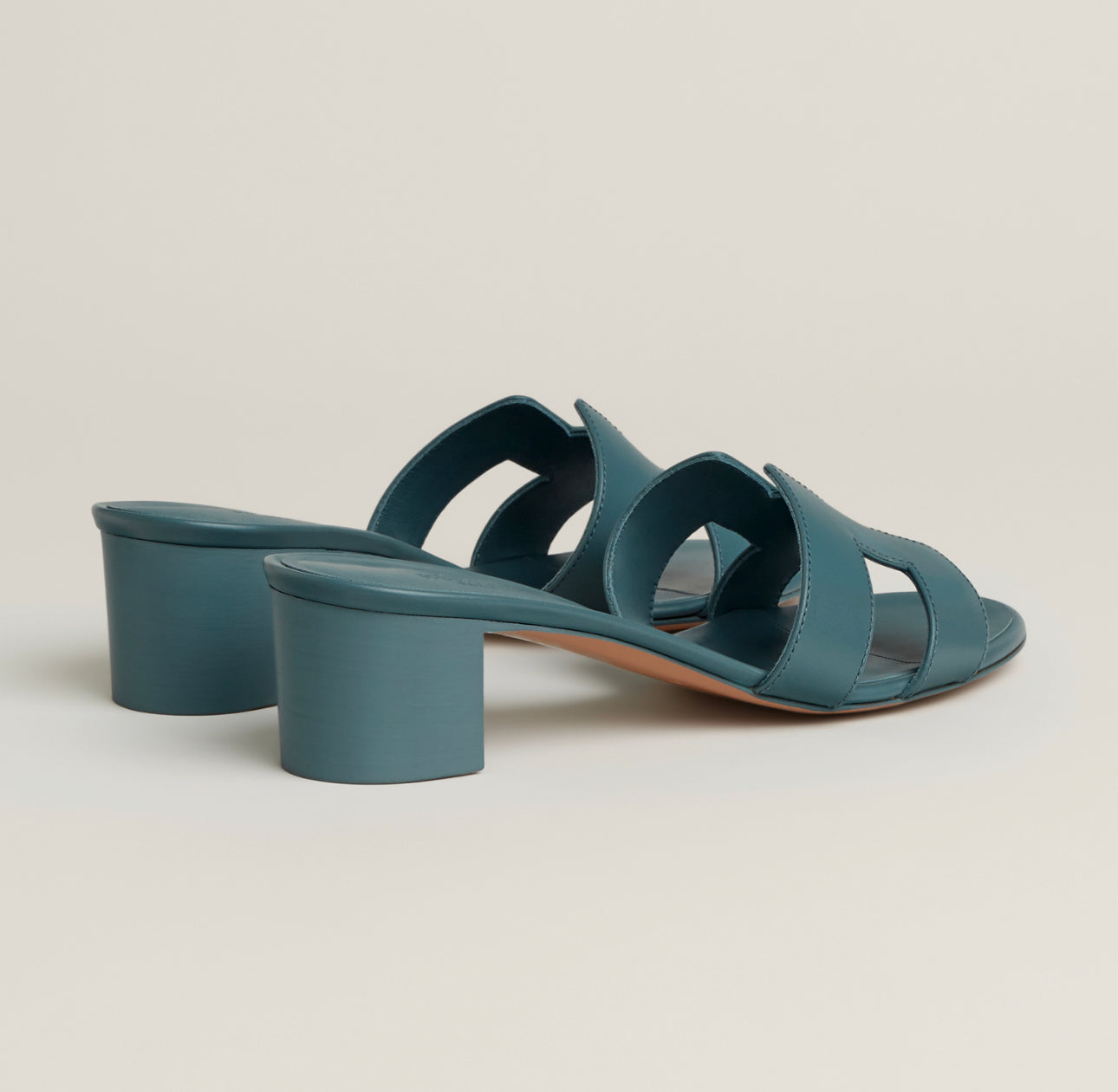 Oasis sandal