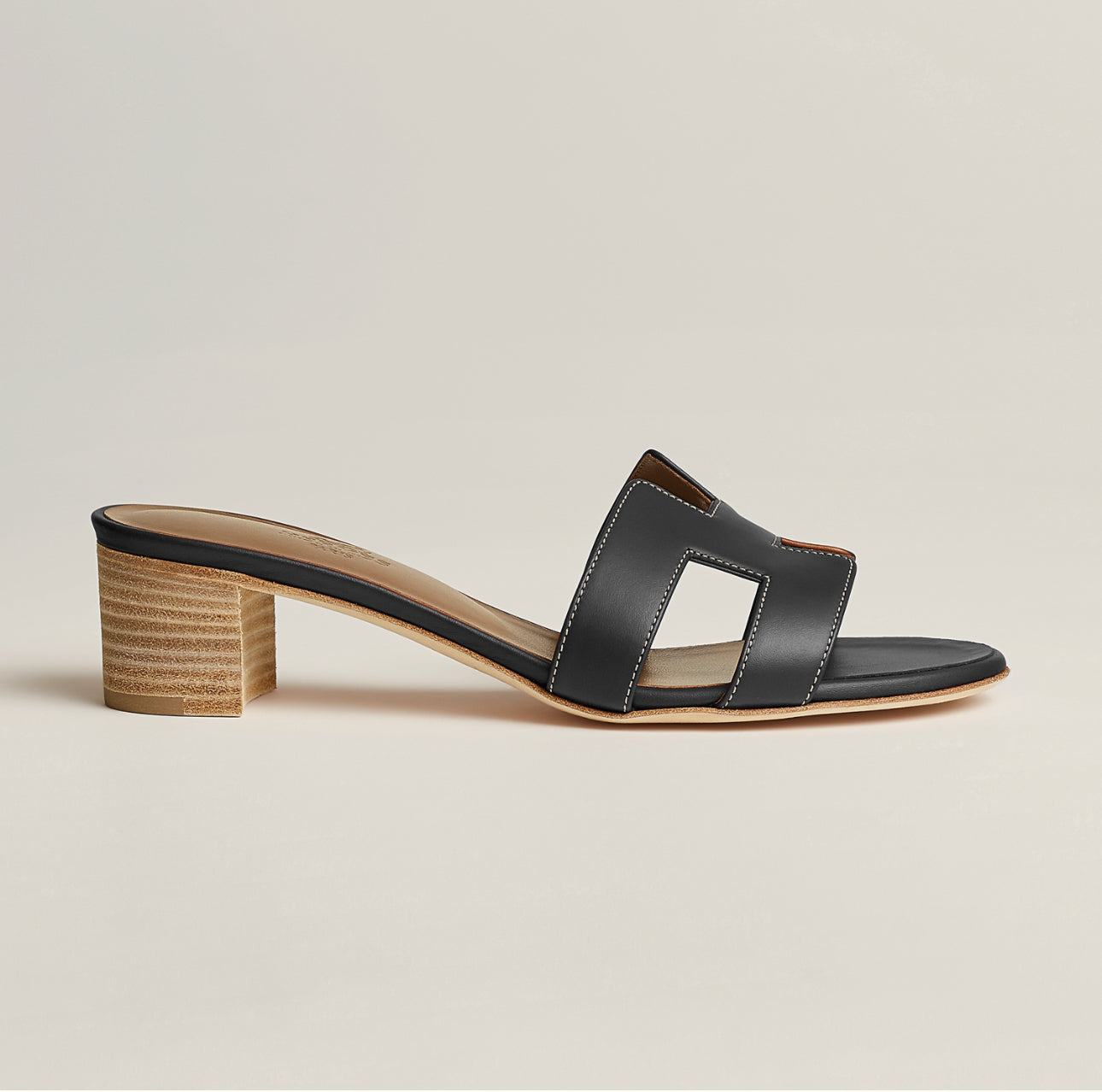 Oasis sandal