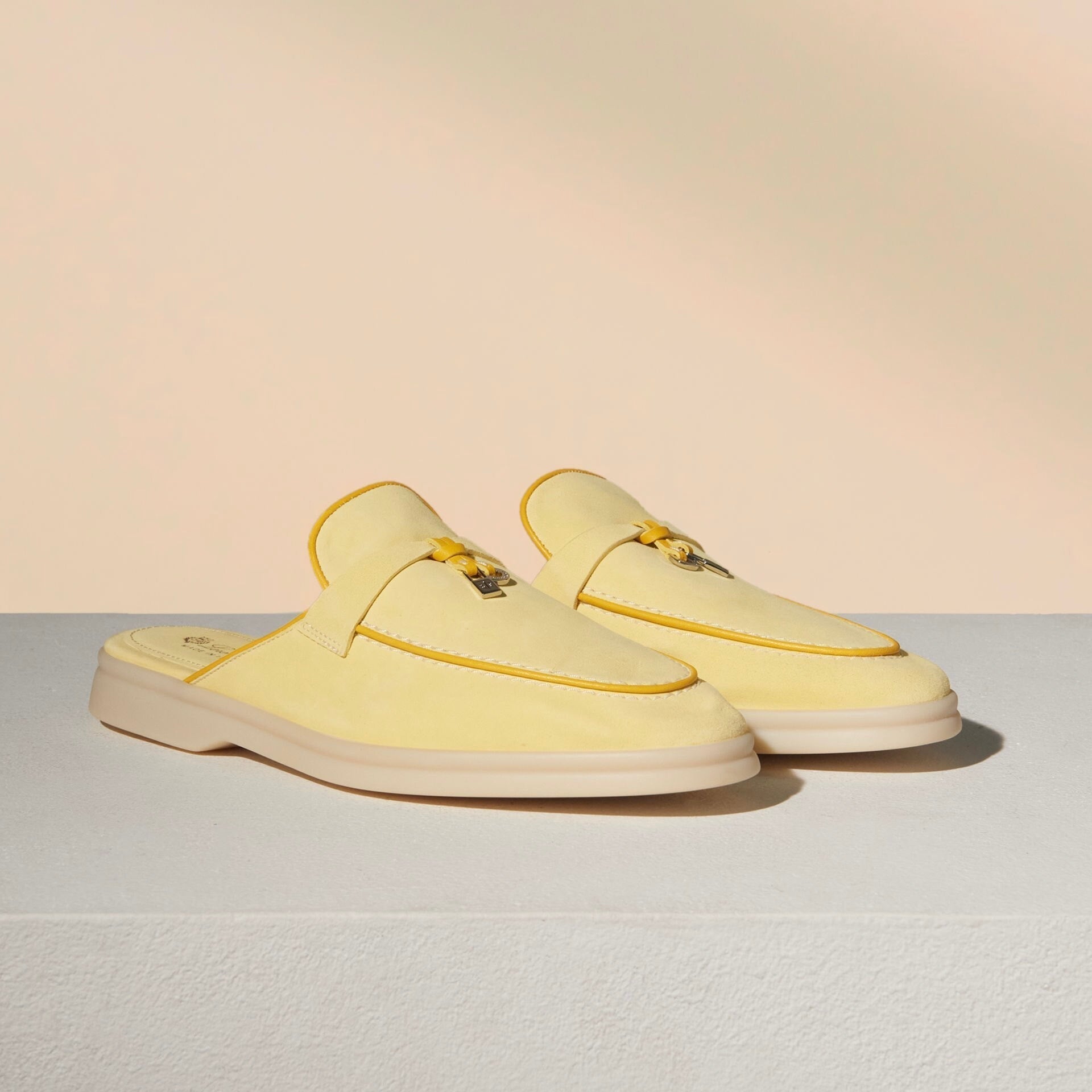 On The Go Charms Walk Babouche Loafers