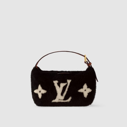 Hills Pochette Handbag Shearling