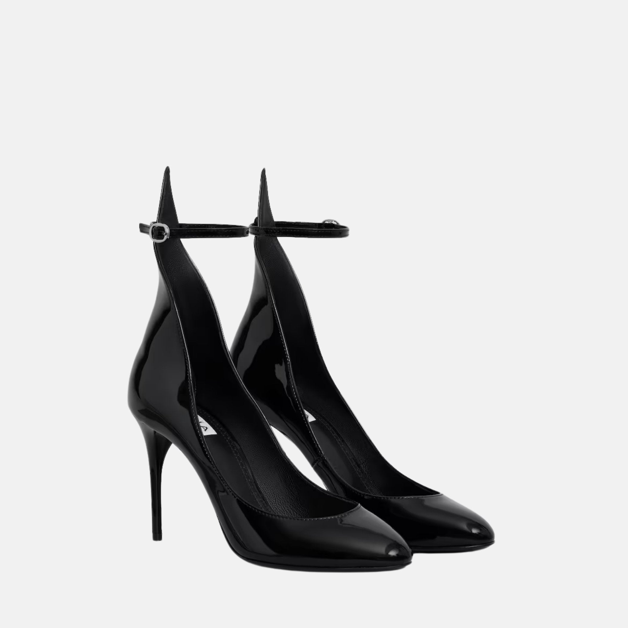 Decollete Pumps In Patent Leather